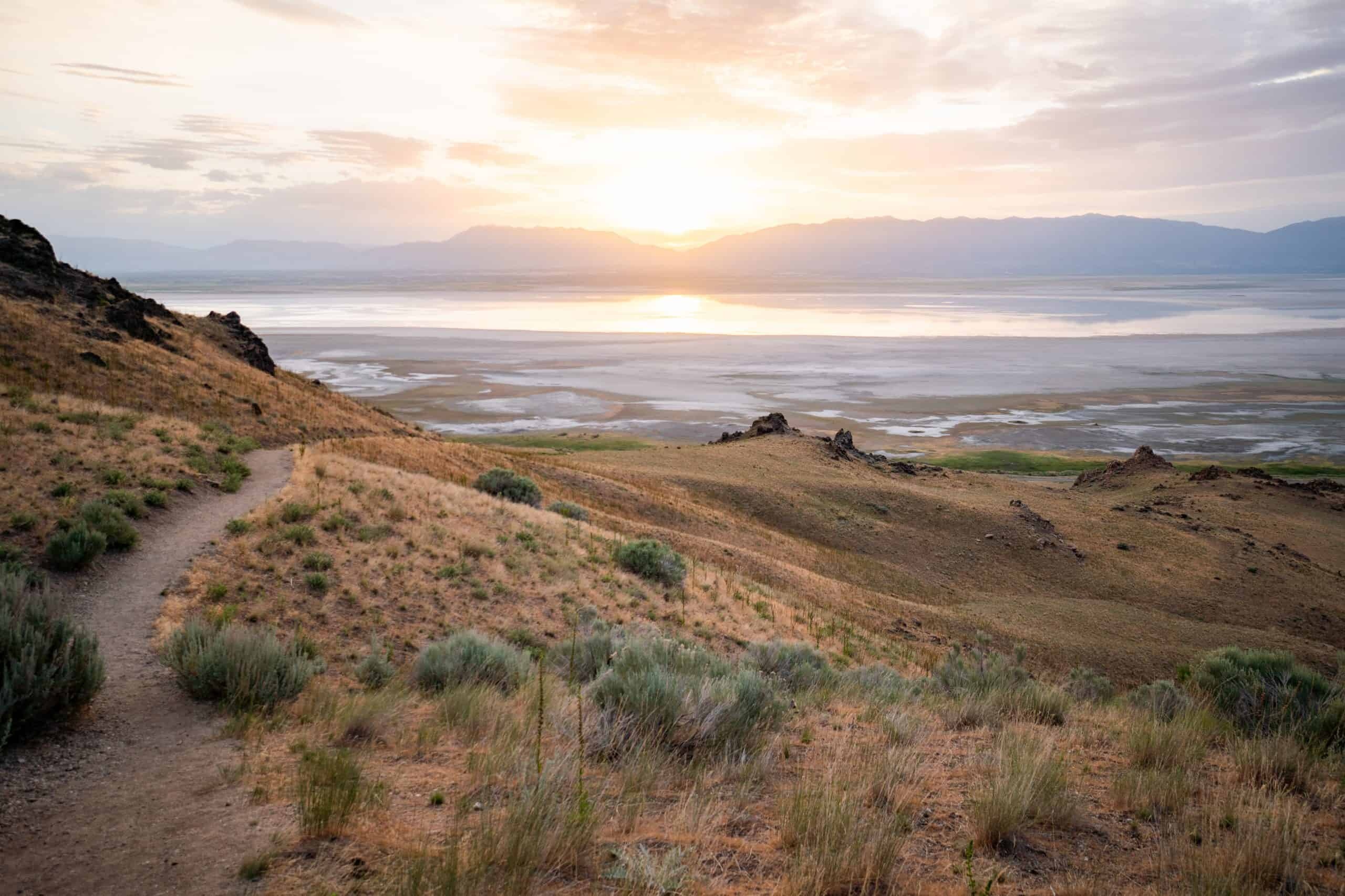 Great Salt Lake visit, Antelope Island State Park, Exciting activities, Saltwater marvel, 2560x1710 HD Desktop