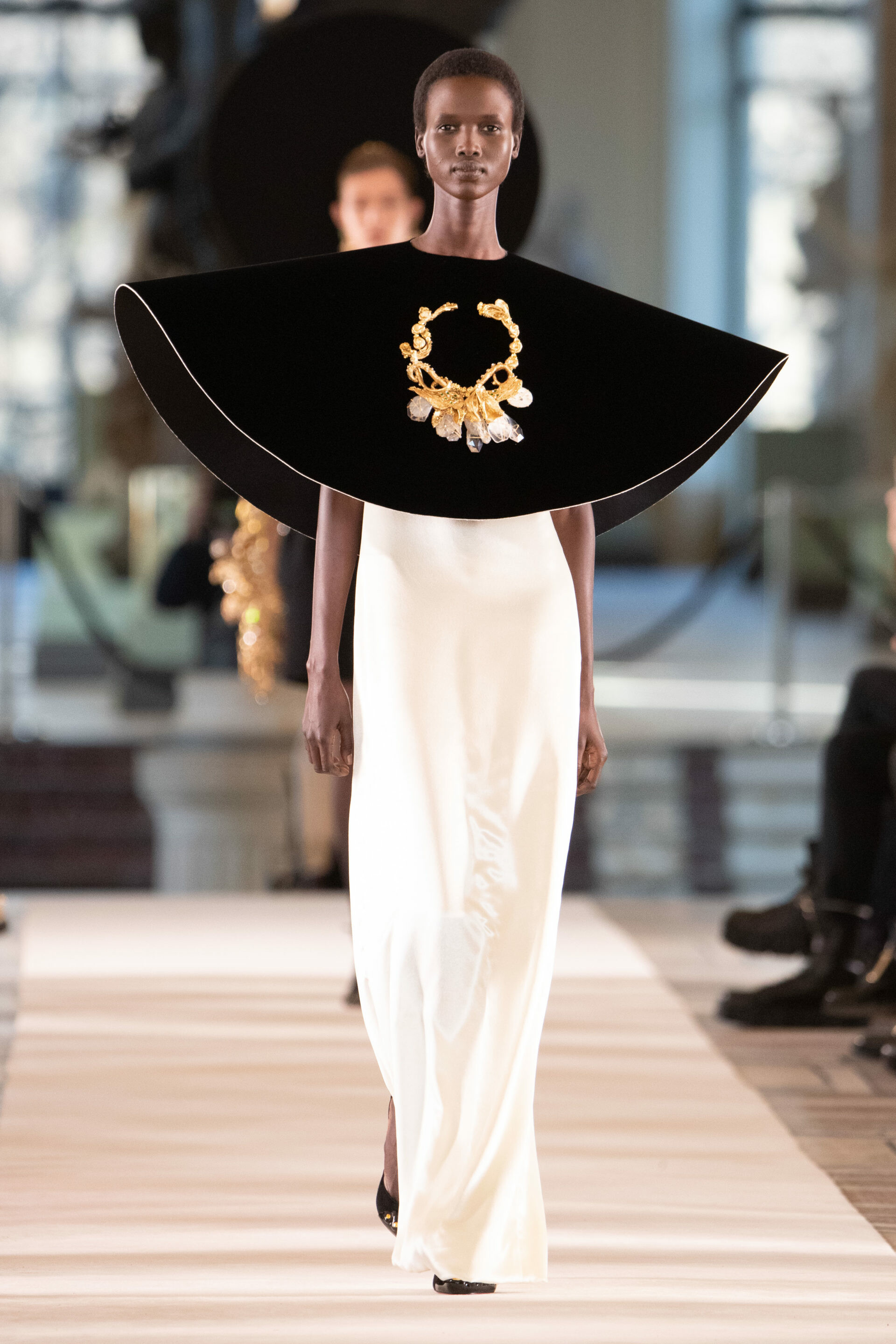 Schiaparelli, Haute couture SS22, Fendi, Jean Paul Gaultier, 1920x2880 HD Phone