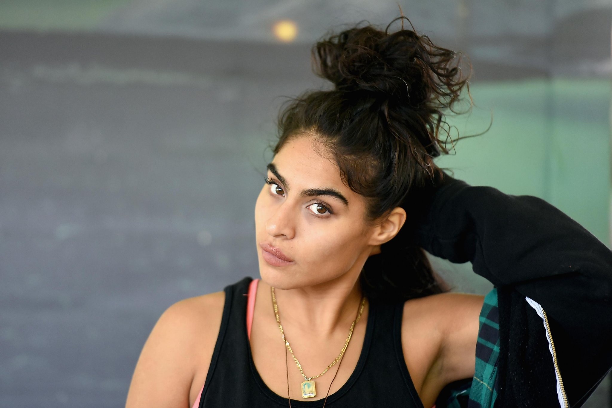 Jessie Reyez, Toronto rising star, Promising career, Music industry, 2050x1370 HD Desktop