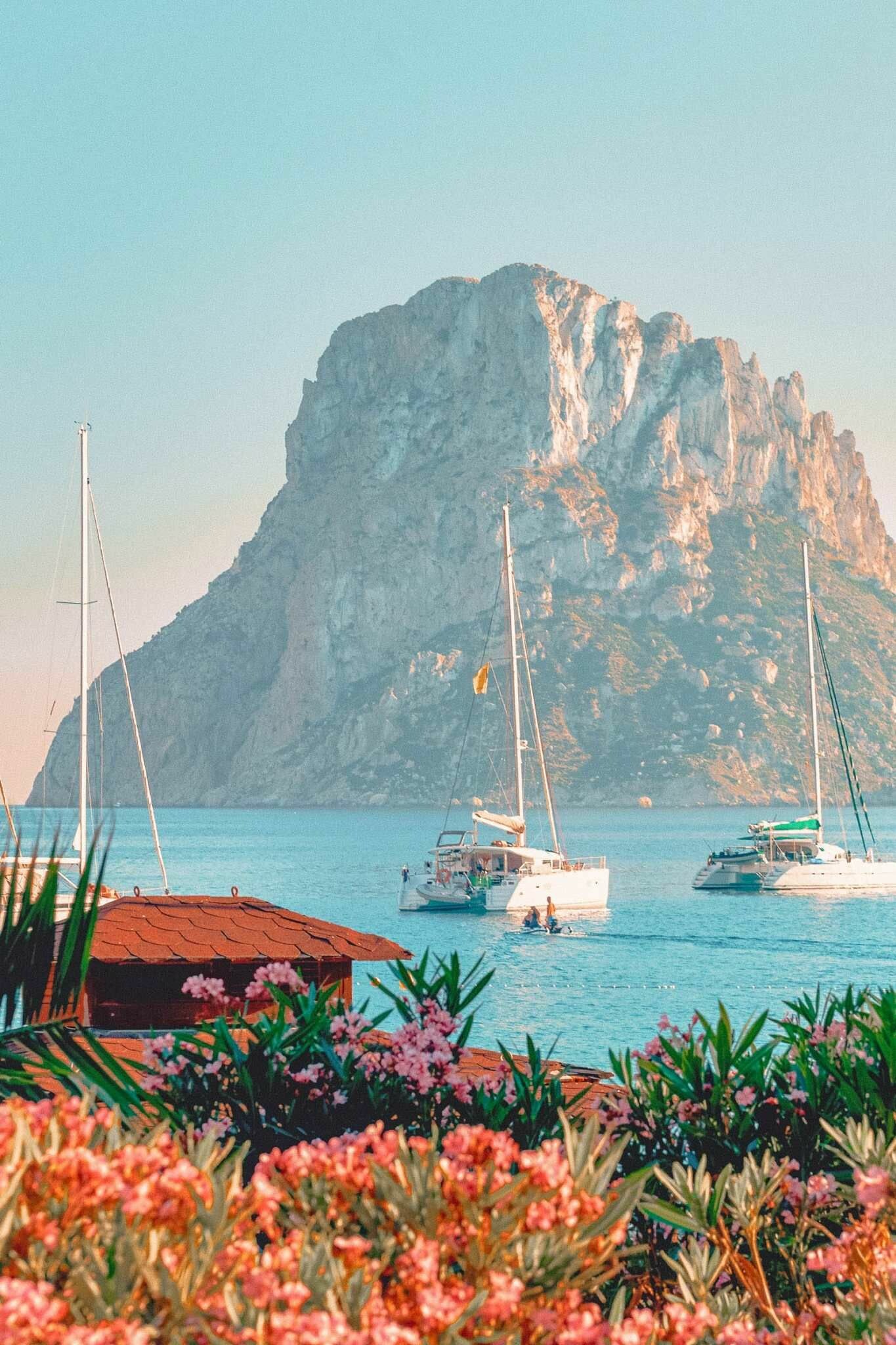Ibiza Spain, Famous destination, Beautiful scenery, Artistic representation, 1370x2050 HD Phone