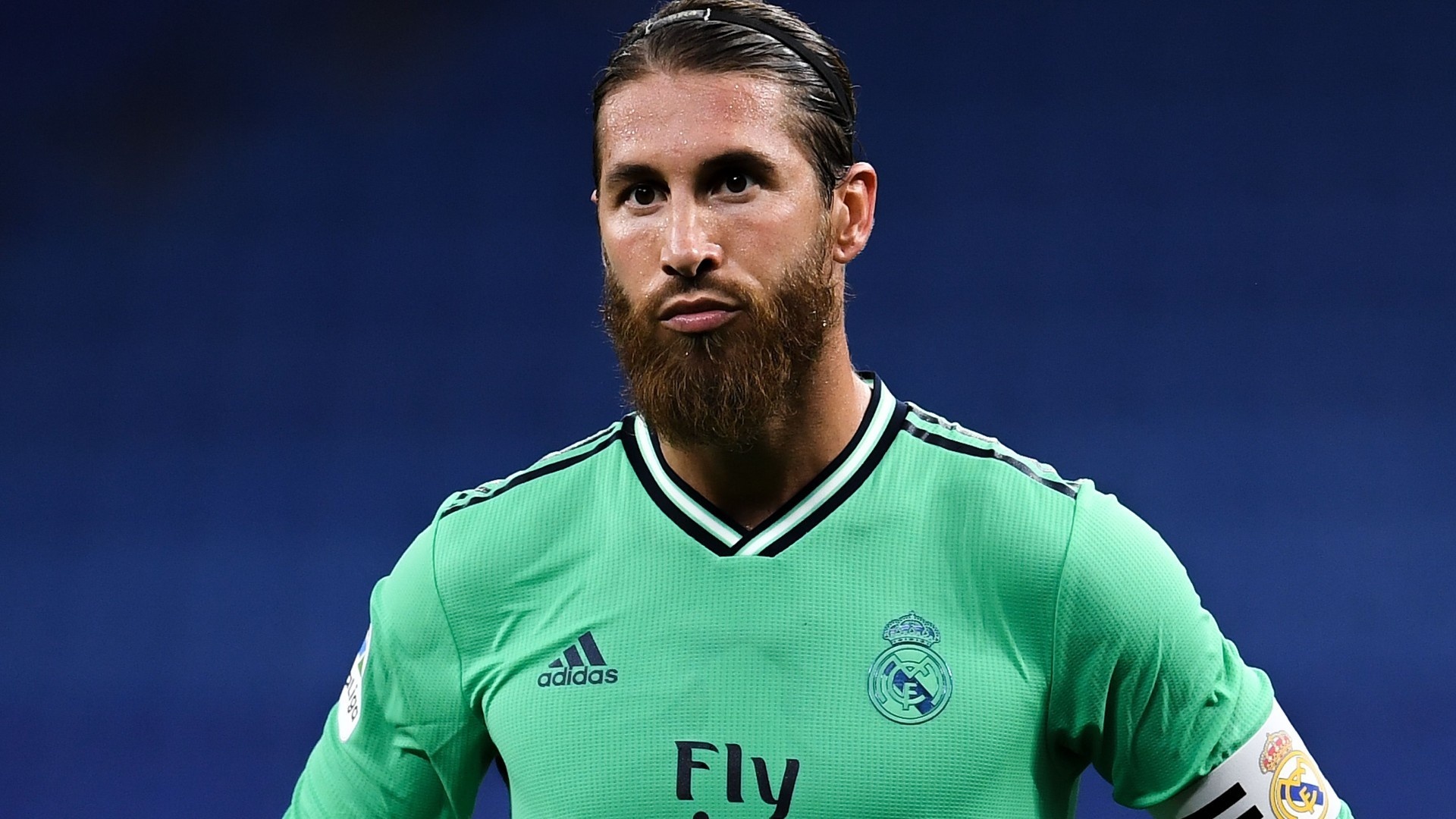 Sergio Ramos, Real Madrid green jersey, Real Madrid crest, Full HD Desktop wallpaper
