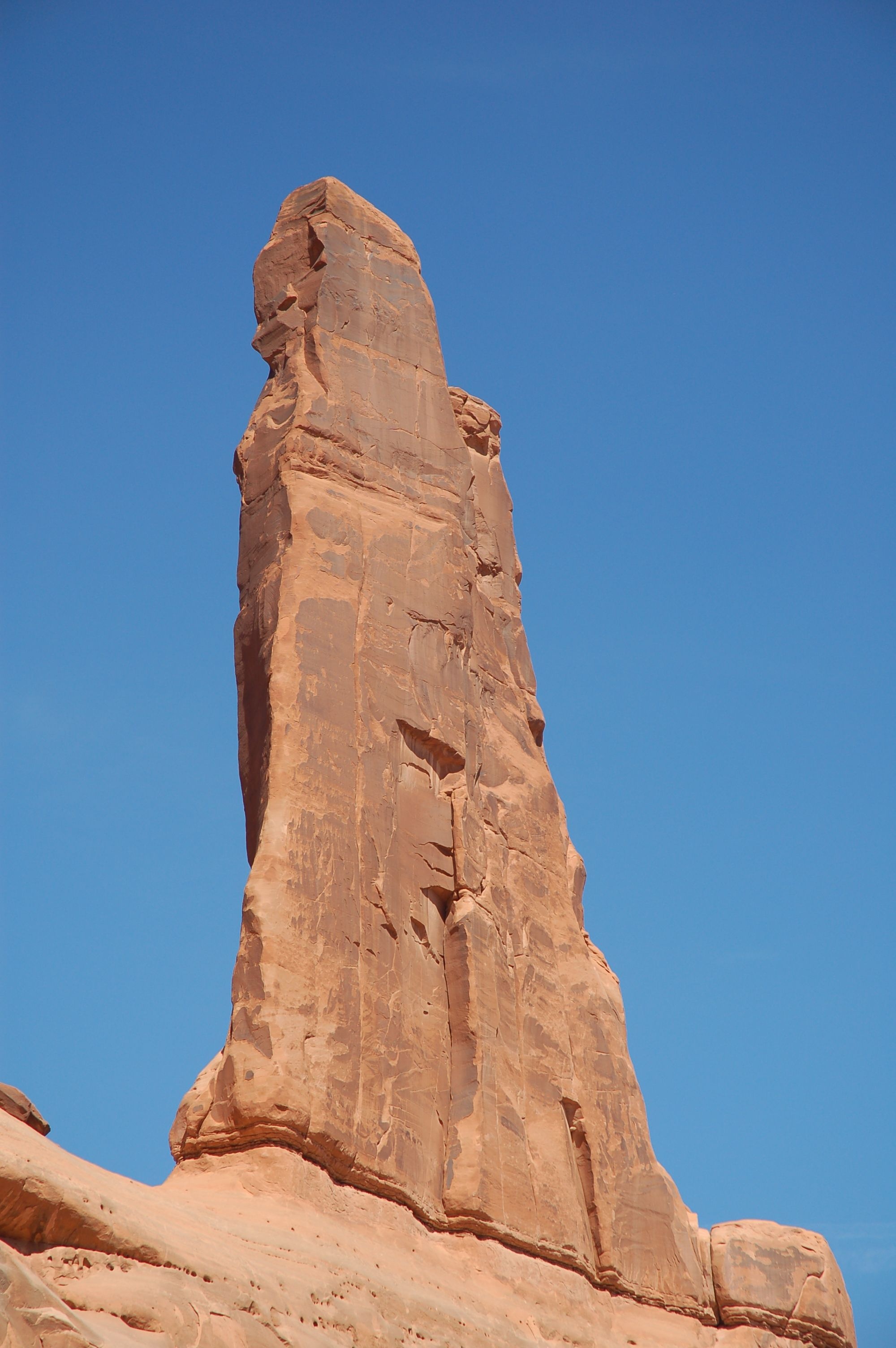 Arches National Park, Utah's beauty, National parks, Nature's wonder, 2000x3010 HD Phone