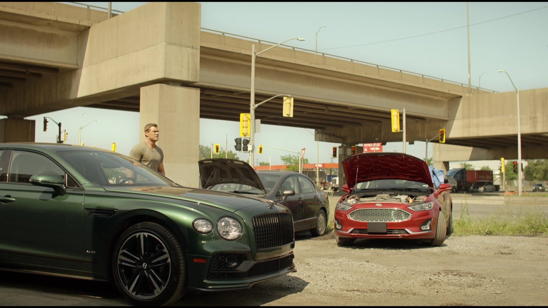 Reacher TV Series, Bentley Flying Spur, Luxury car, Reacher S01E06, 1920x1080 Full HD Desktop