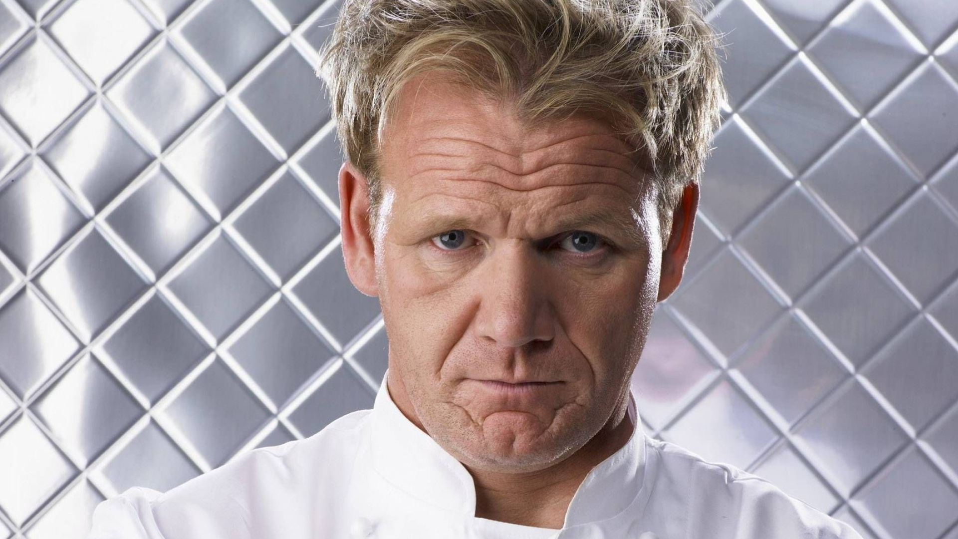 Gordon Ramsay wallpapers, Chef's charm, Captivating backgrounds, Culinary charisma, 1920x1080 Full HD Desktop