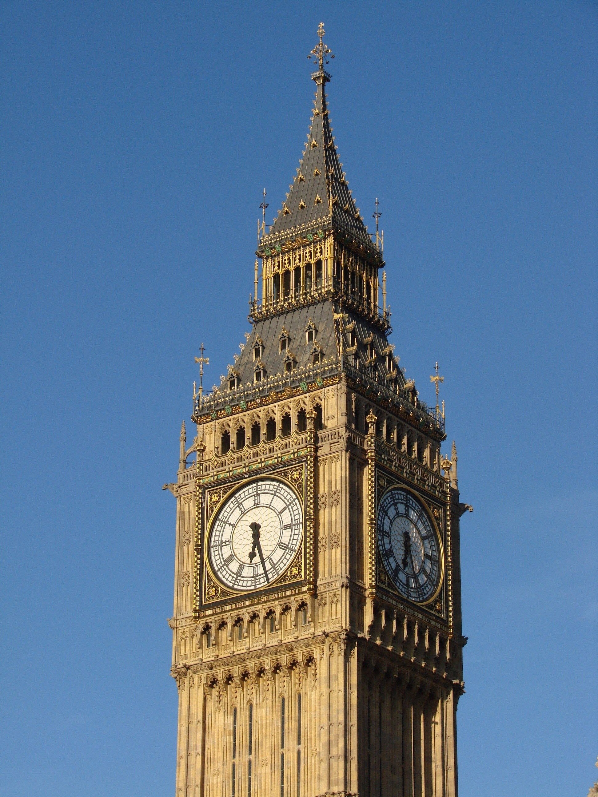 London clock tower, Cityscape view, Historical monument, Timekeeping symbol, 1950x2600 HD Phone