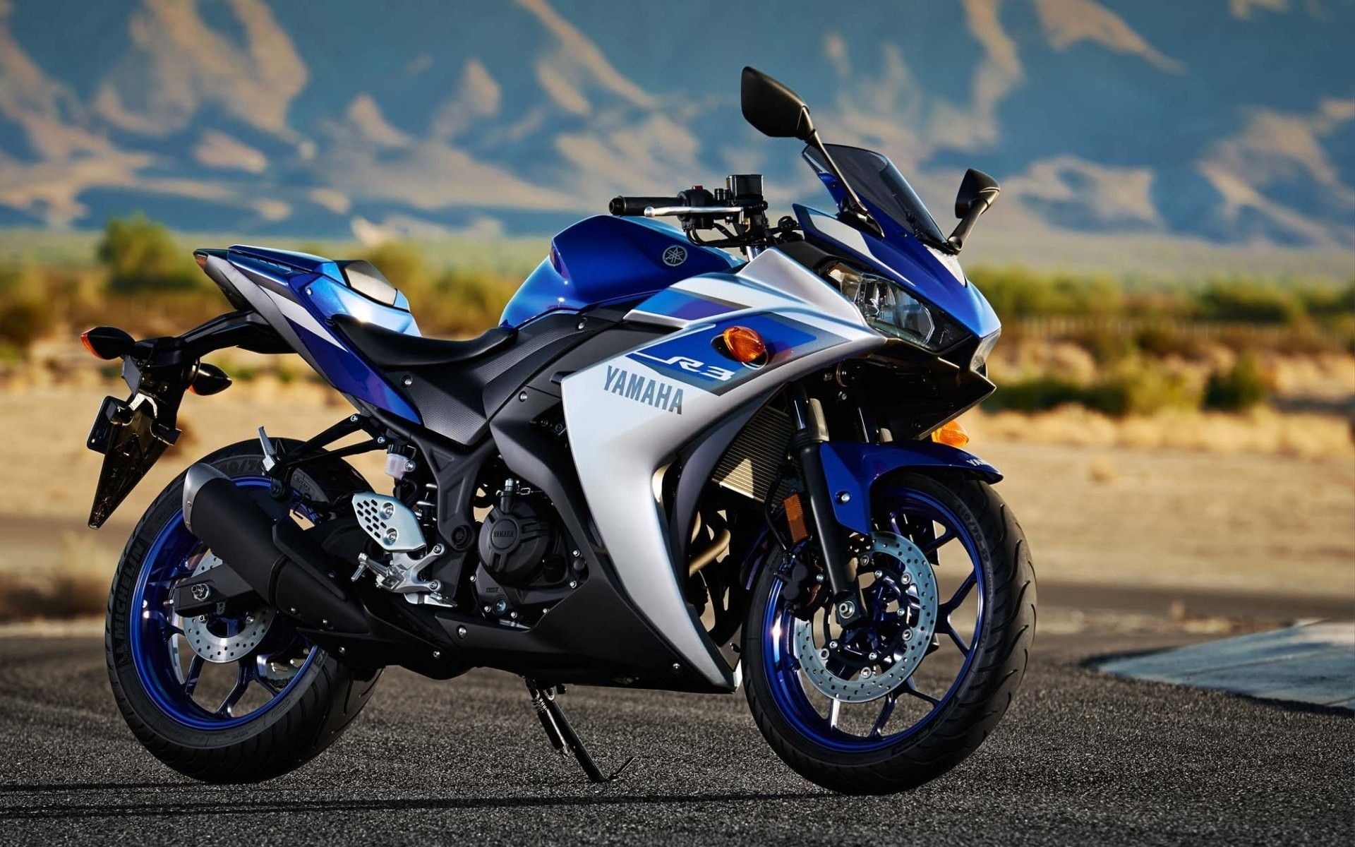 Yamaha YZF-R3, Black color, Stylish wallpapers, Striking backgrounds, 1920x1200 HD Desktop