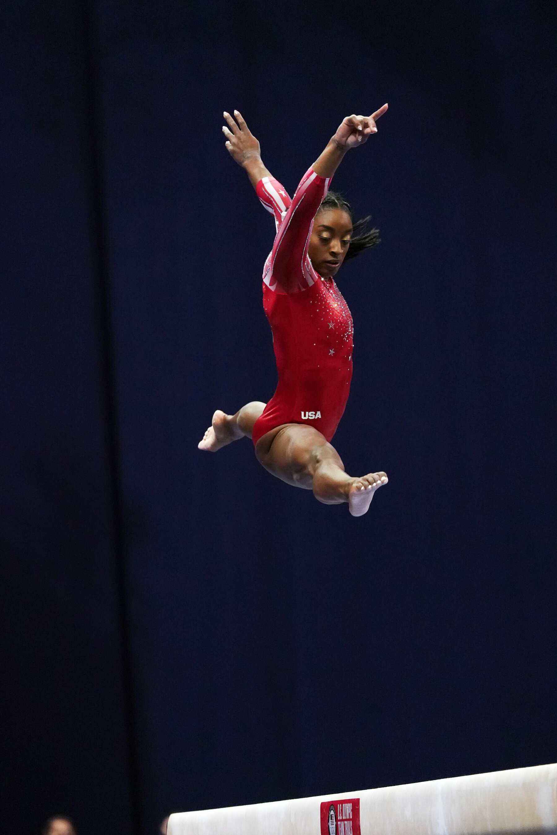 St. Louis, Simone Biles Wallpaper, 1800x2700 HD Phone