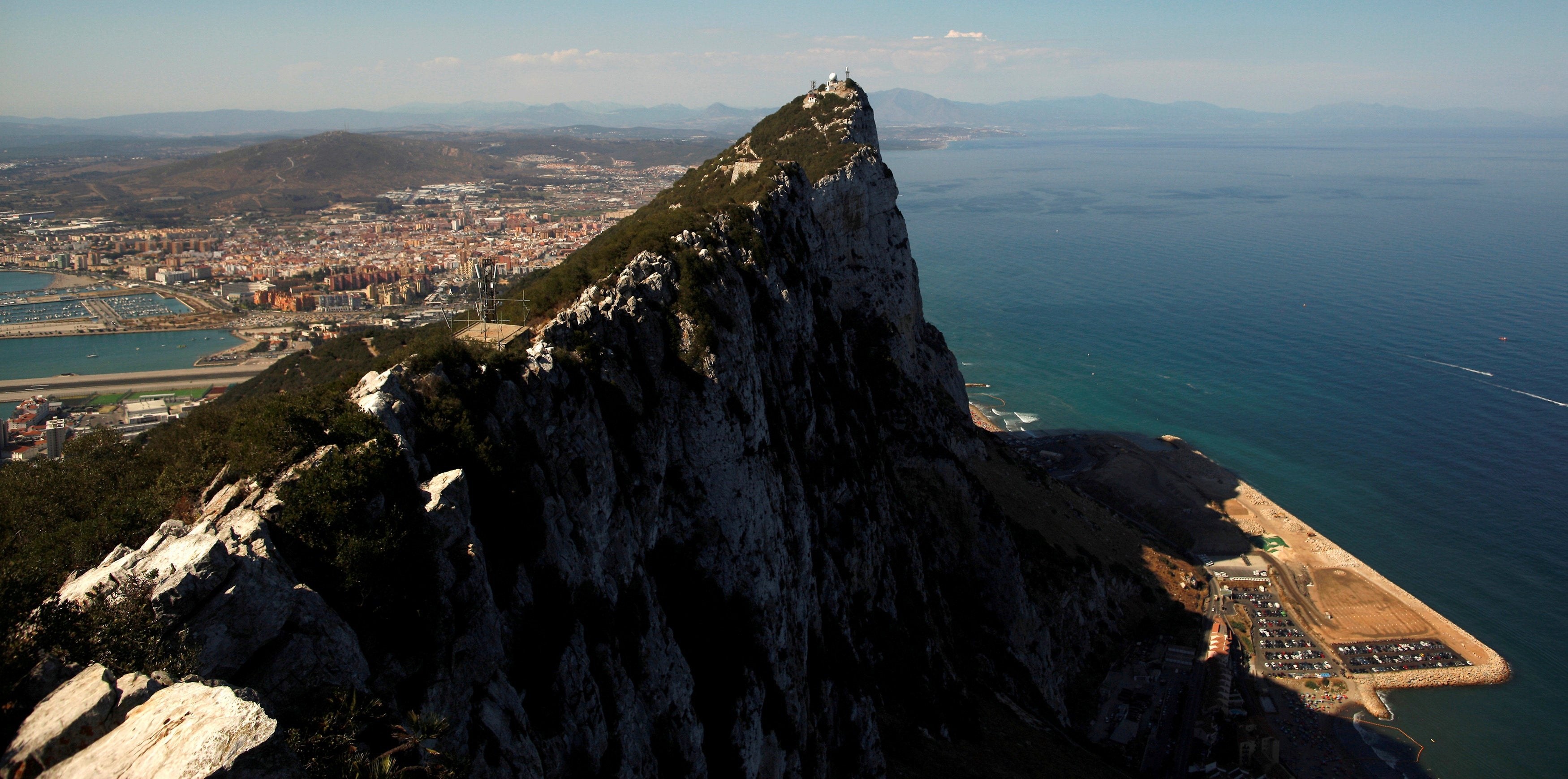 Gibraltar, Blockchain, Future, Technology, 3500x1740 Dual Screen Desktop