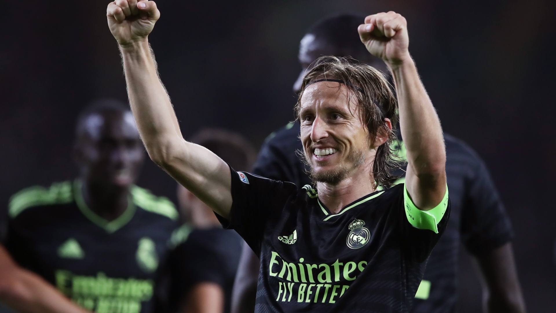Luka Modric, Real Madrid kit, Double fist pump celebration, Full HD Desktop wallpaper