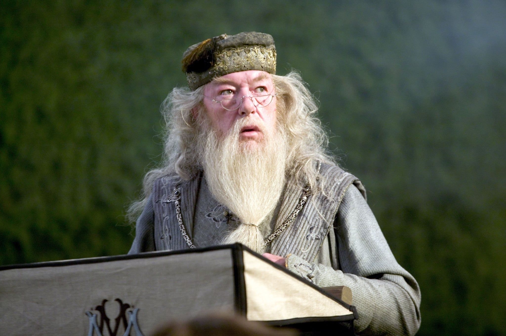 Jennifer Johnson's pin, Michael Gambon, 2050x1370 HD Desktop