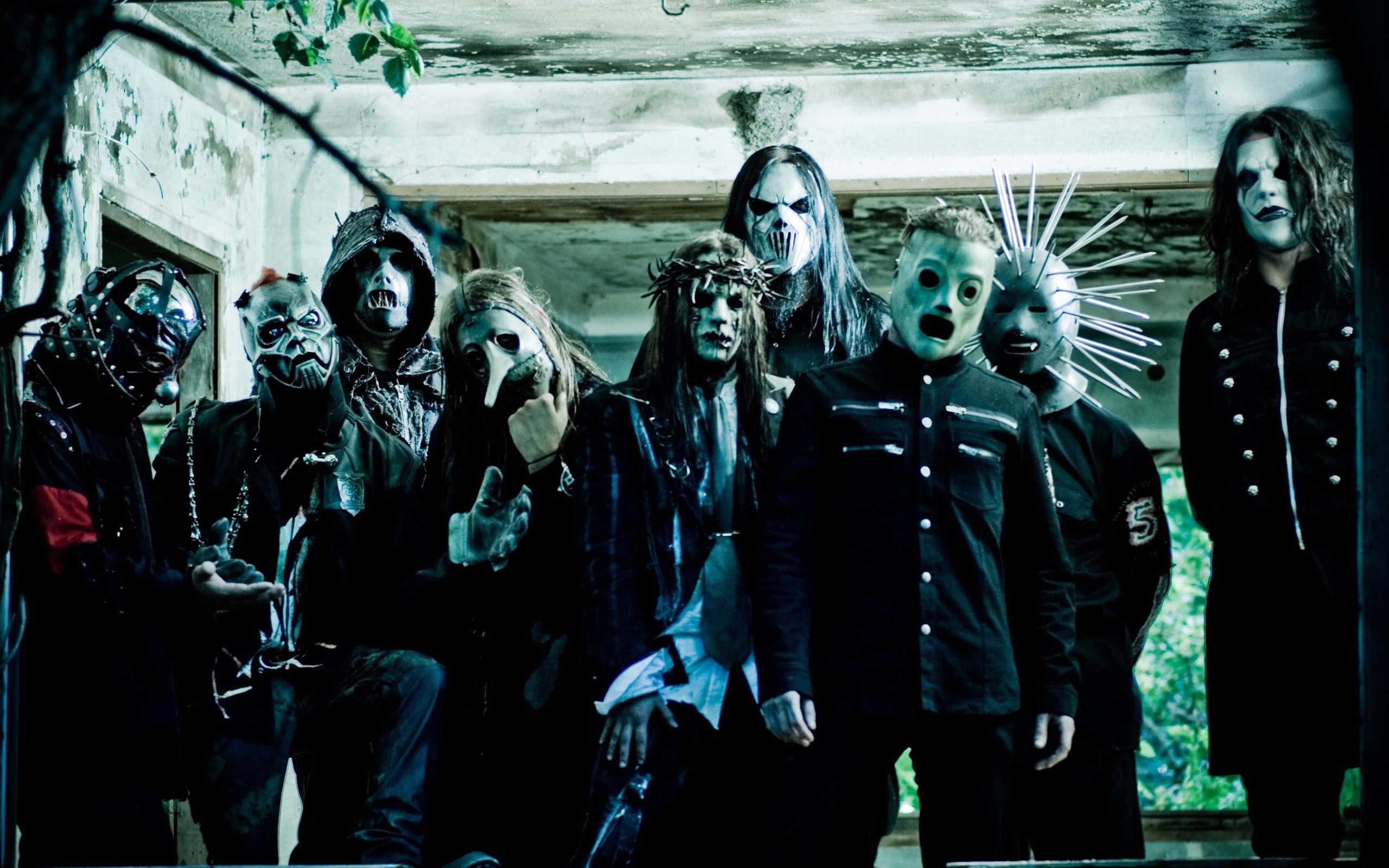 Slipknot, Corey Taylor, Joey Jordison, abandoned concrete building, HD Desktop wallpaper
