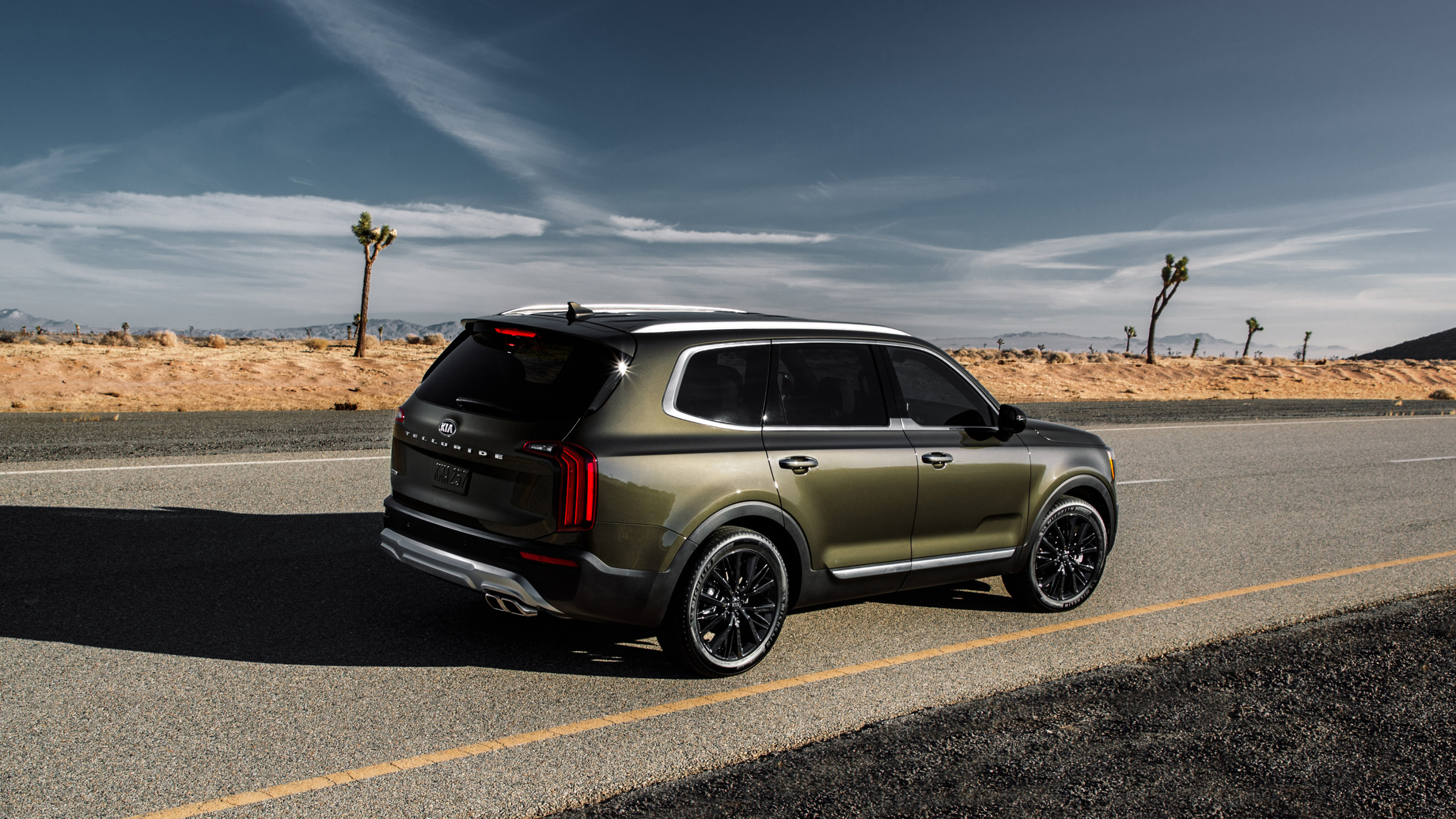Kia Telluride, Stylish SUV, Spacious interior, Cutting-edge features, 3840x2160 4K Desktop