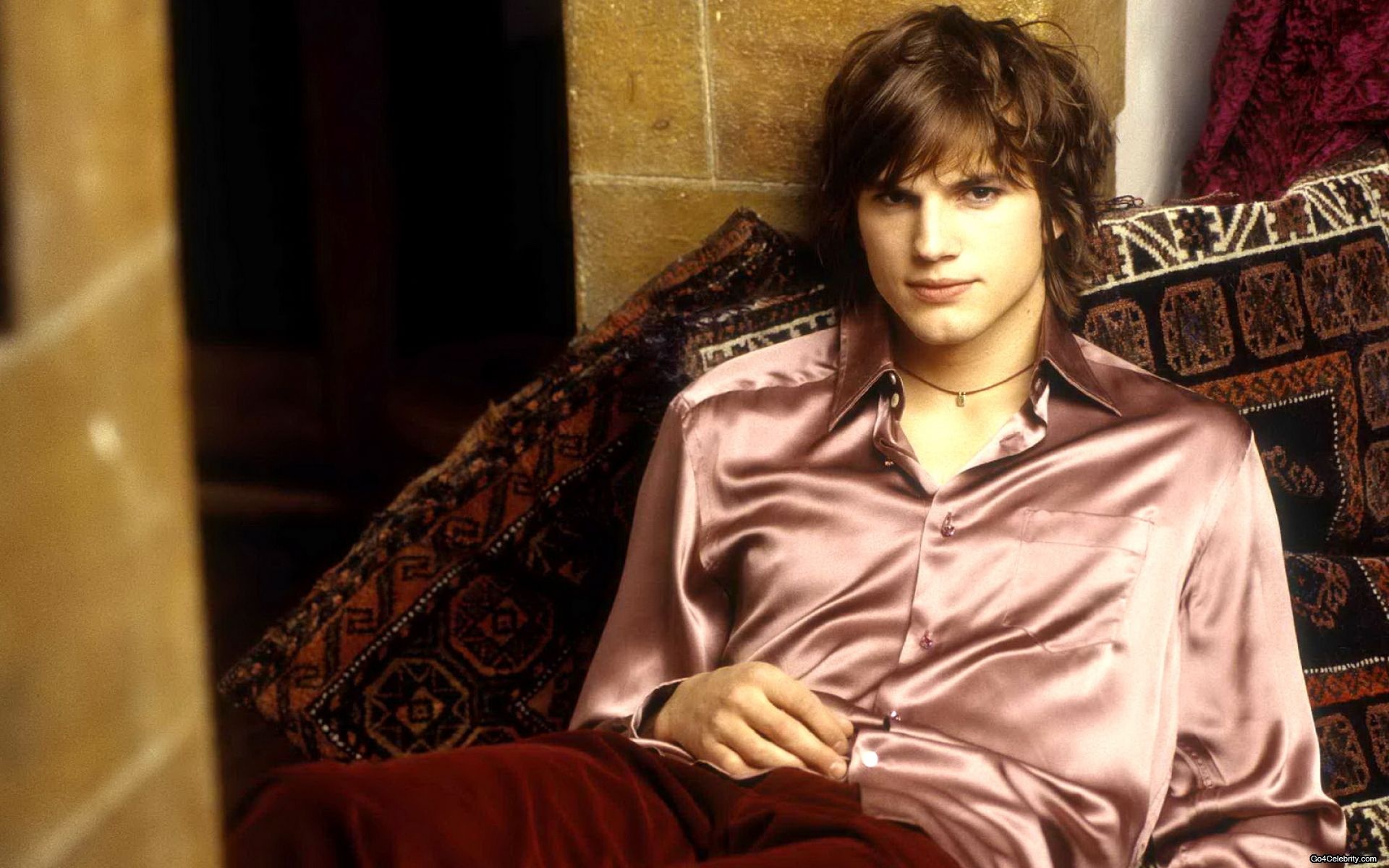 Ashton Kutcher Movies, HD wallpapers, Actor's gallery, Filmography highlights, 1920x1200 HD Desktop
