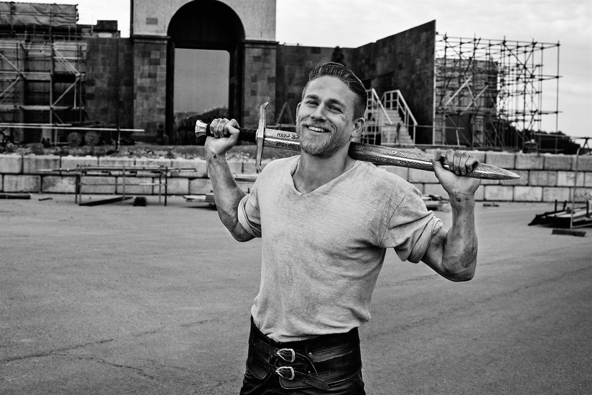 Charlie Hunnam, Movies, Photoshoot, Journal, 1920x1290 HD Desktop