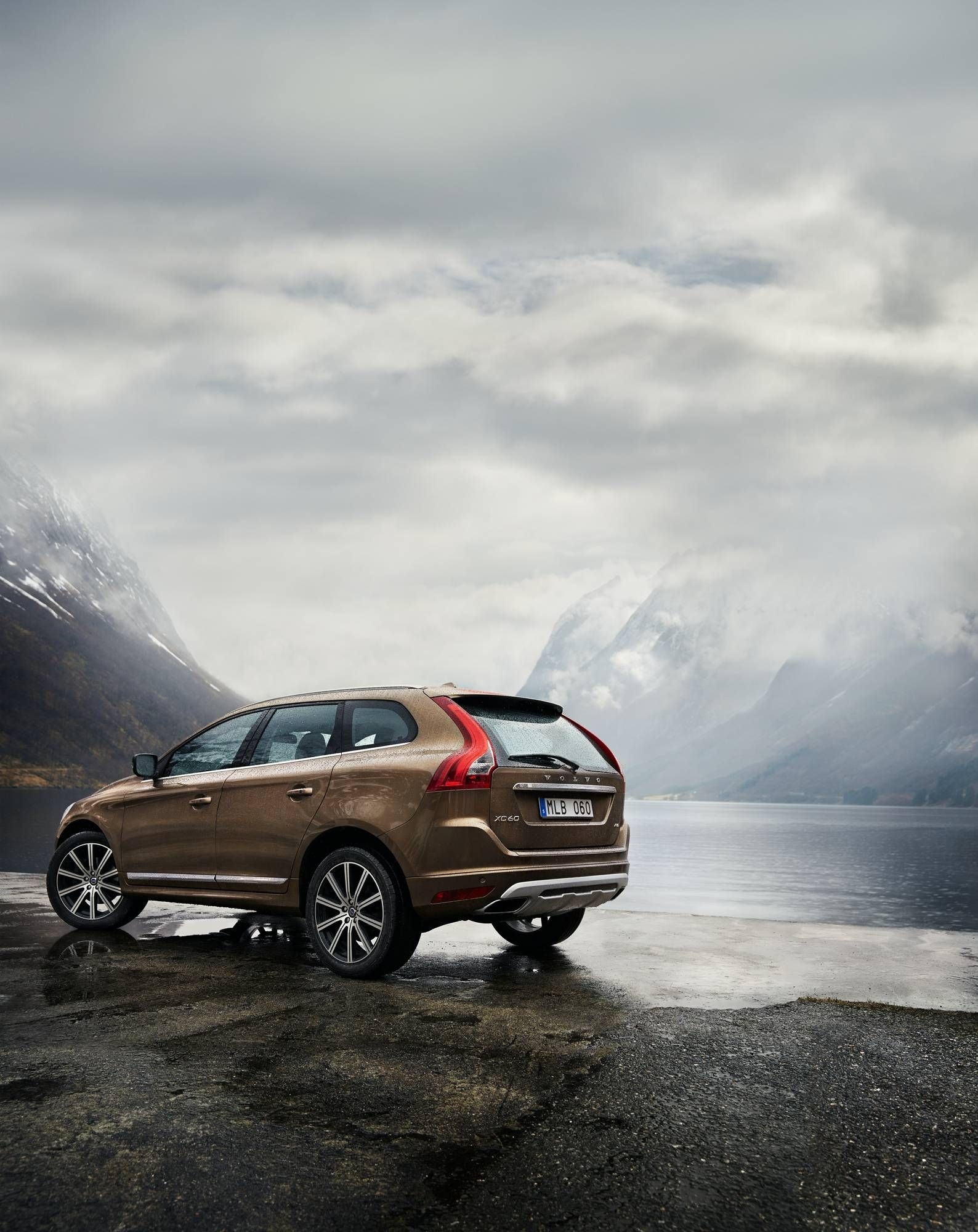 Volvo XC60, New car photo, Volvo Car Trkiye, Fresh design, 1590x2000 HD Phone