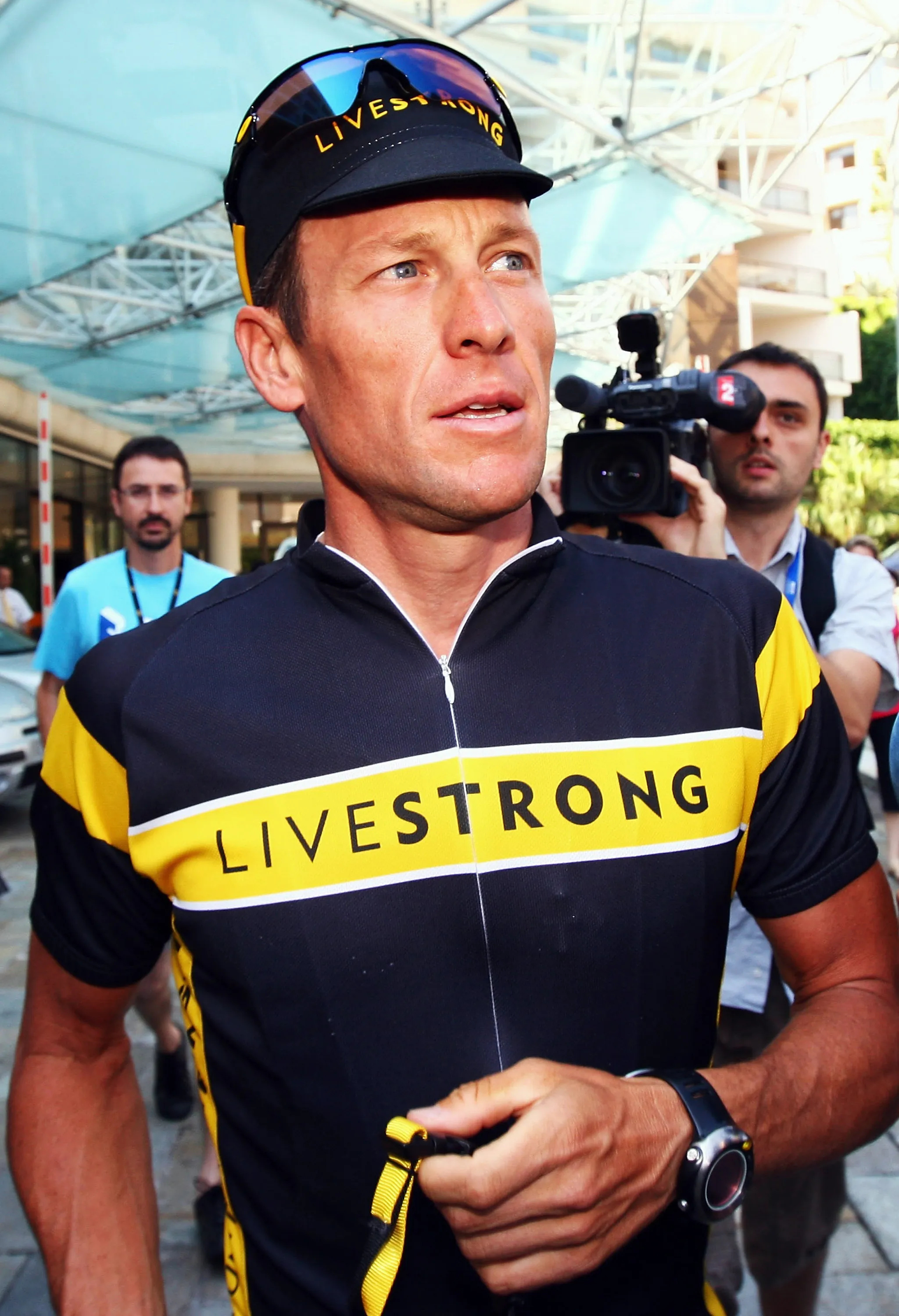 2009 Tour de France, Lance Armstrong Wallpaper, 2050x3000 HD Phone