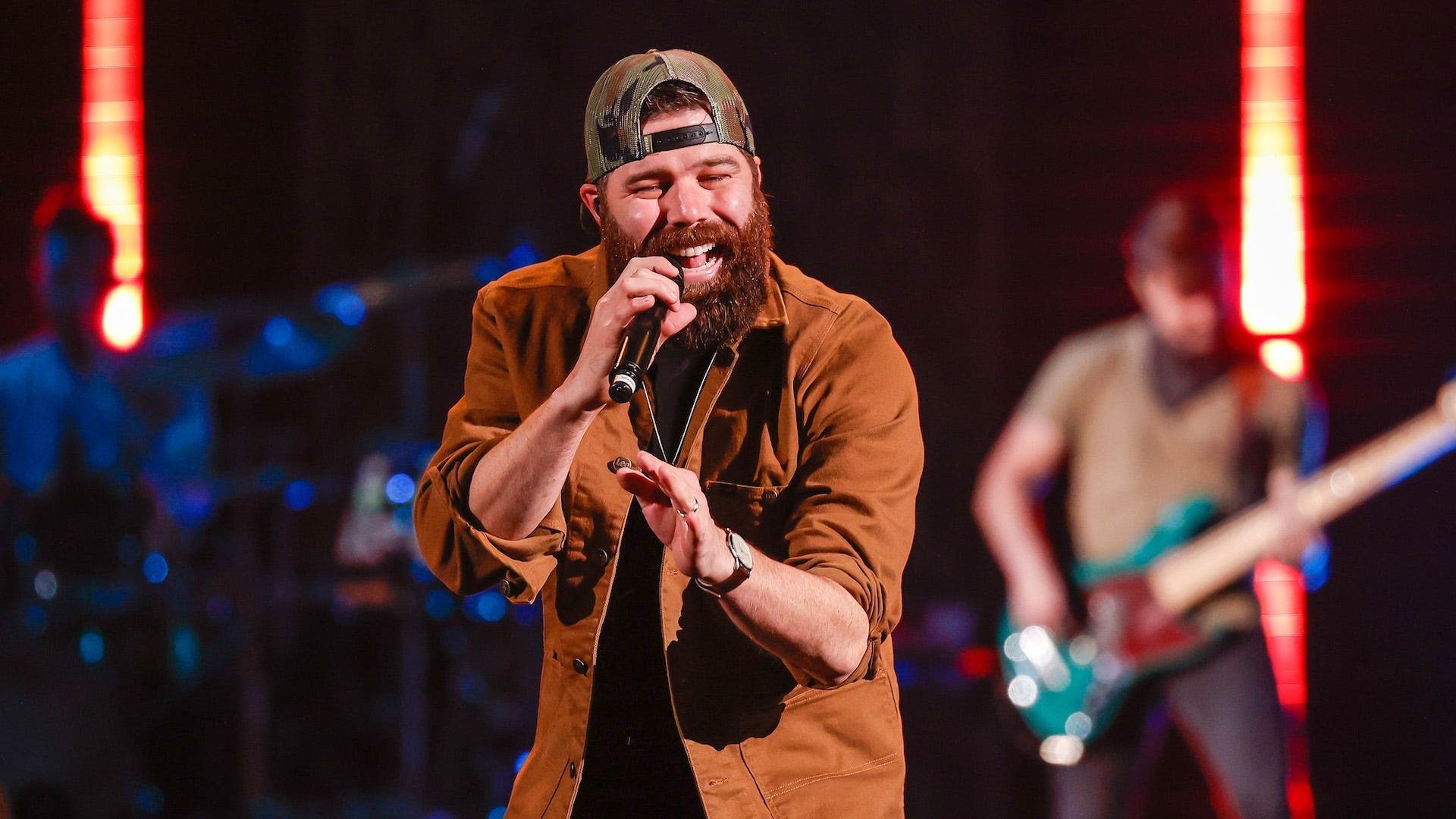 Jordan Davis recalls asking Luke Bryan to 'Buy Dirt' 1920x1080