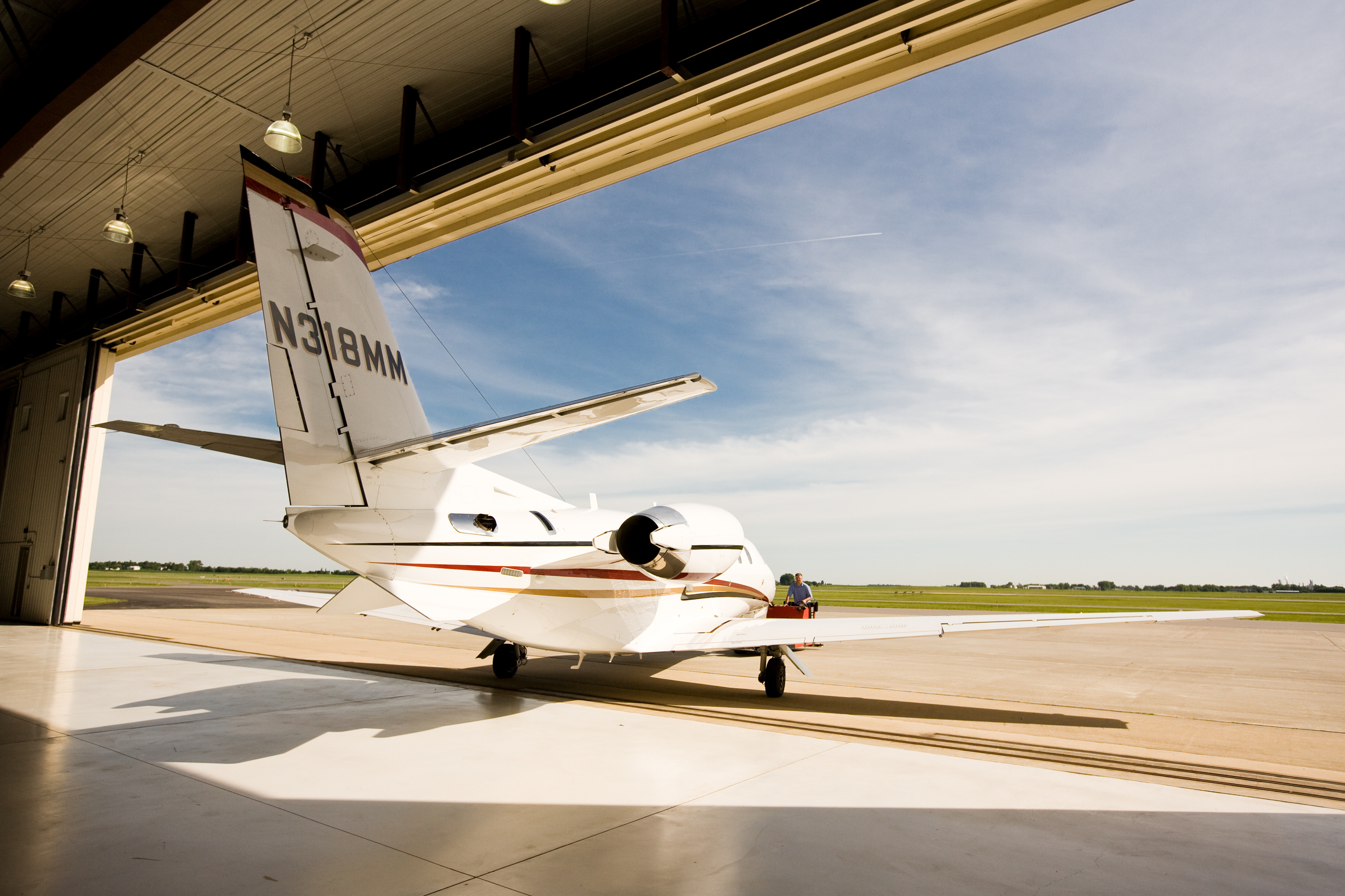Cessna Citation business jet, Open airplane hangar, Sunny airfield apron, HD Desktop wallpaper