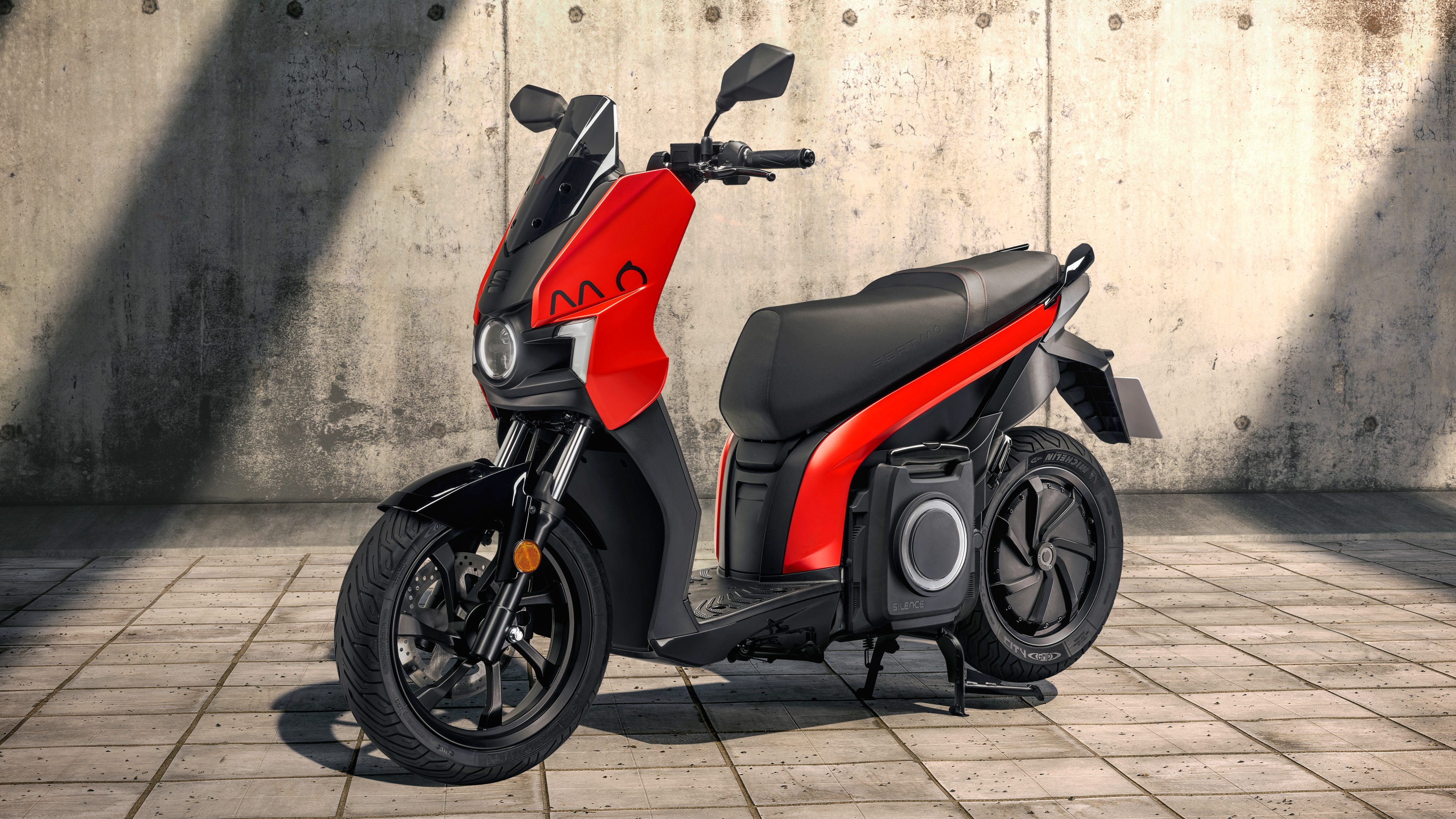 Seat, M 125 Elektroscooter, Autohaus, 3840x2160 4K Desktop