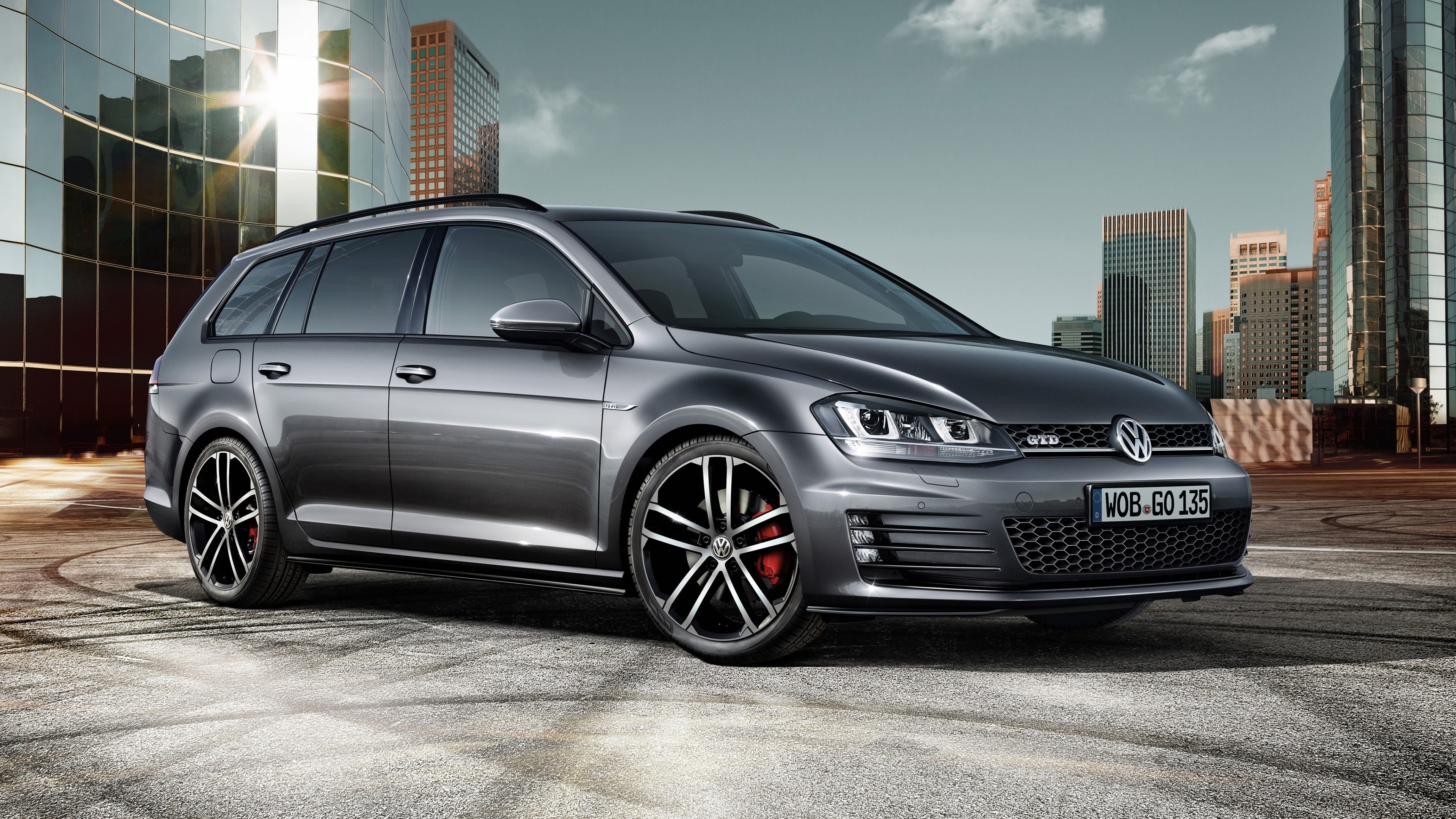 Volkswagen Golf, GTD Variant, Hatchback design, Gray color option, 3840x2160 4K Desktop