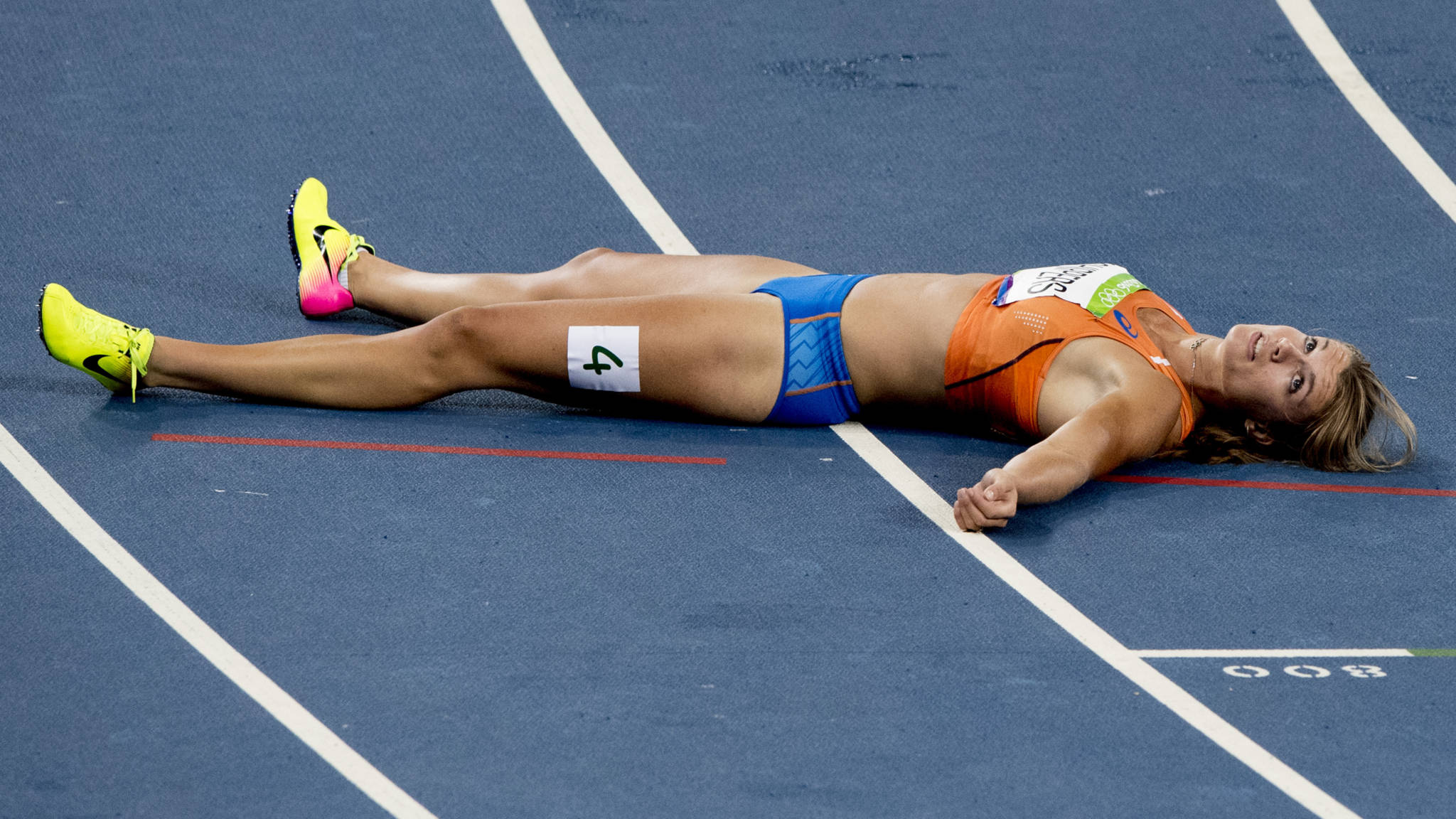 Rio 2016 Olympics, Dafne Schippers Wallpaper, 2050x1160 HD Desktop