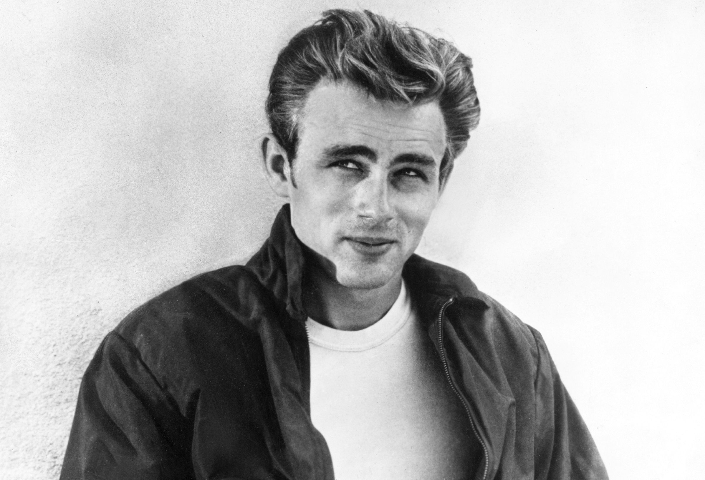 James Dean wallpapers, Vintage photos, Iconic actor, James Dean backgrounds, 2400x1640 HD Desktop
