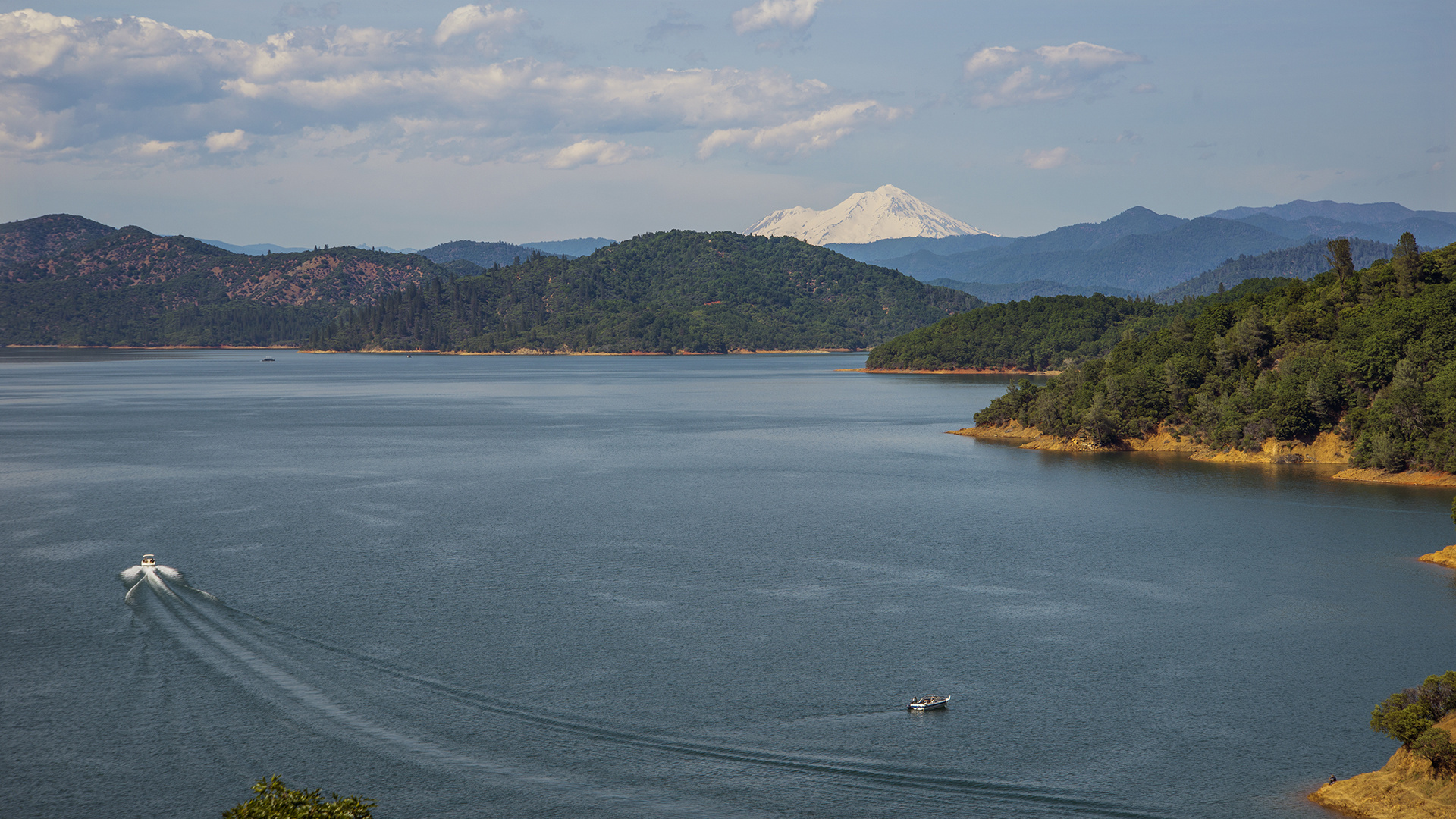 Shasta Lake, Oakridge Estates, Peaceful retreat, Lakeside living, 1920x1080 Full HD Desktop