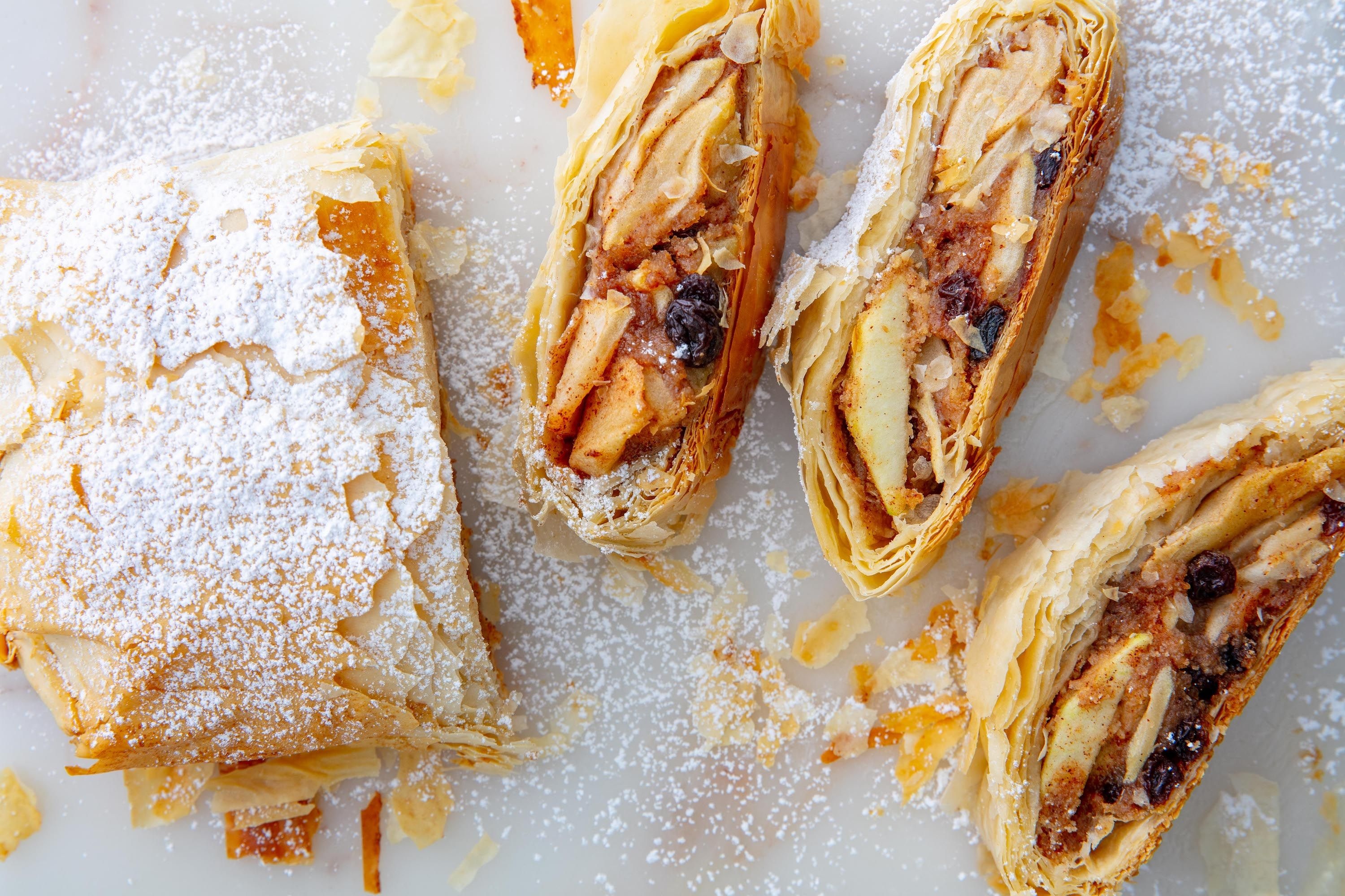 Strudel Food, Best Apple Strudel Recipe, 3000x2000 HD Desktop