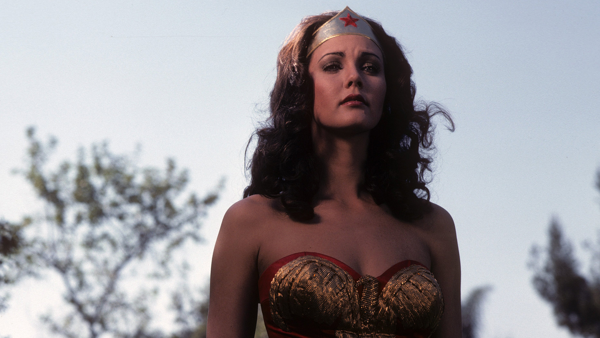 Lynda Carter, Iconic Wonder Woman, Timeless beauty, Talented actress, 1920x1080 Full HD Desktop