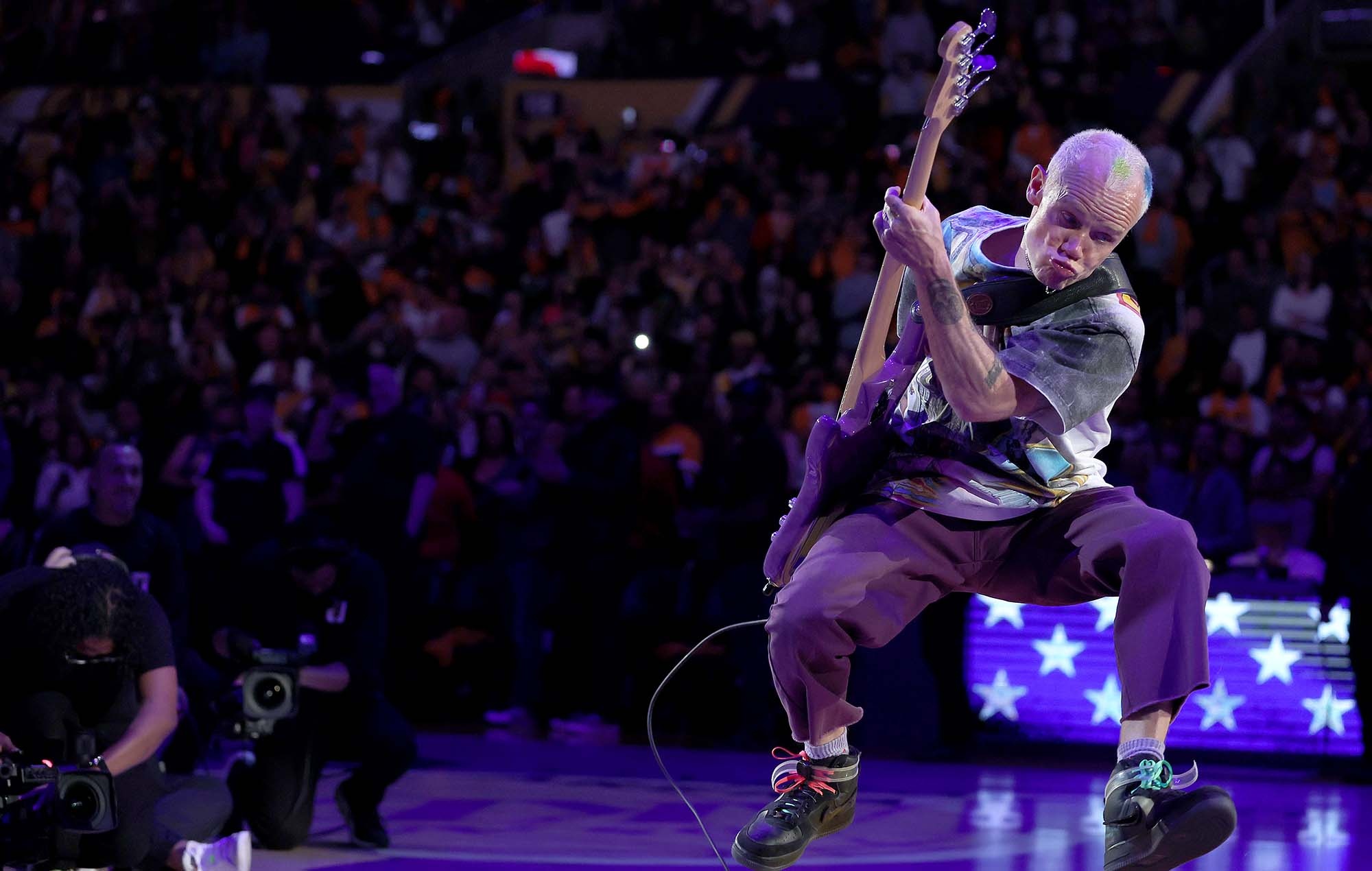 Red Hot Chili Peppers, Flea's bass performance, Star Spangled Banner, Iconic musician, 2000x1270 HD Desktop