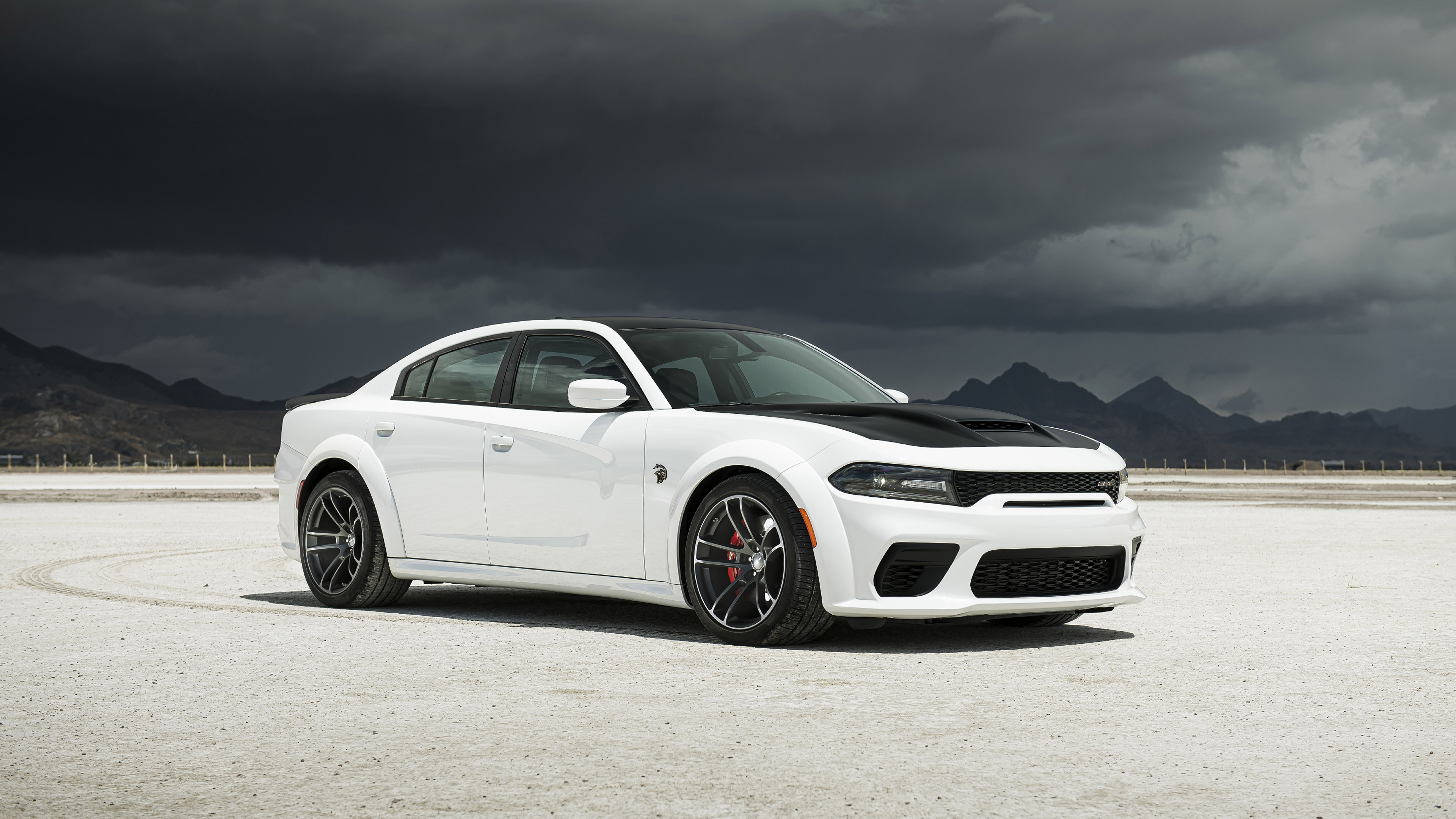 Dodge Charger SRT Hellcat Widebody, Bonneville Salt Flats, stormy overcast sky, 4K Desktop wallpaper