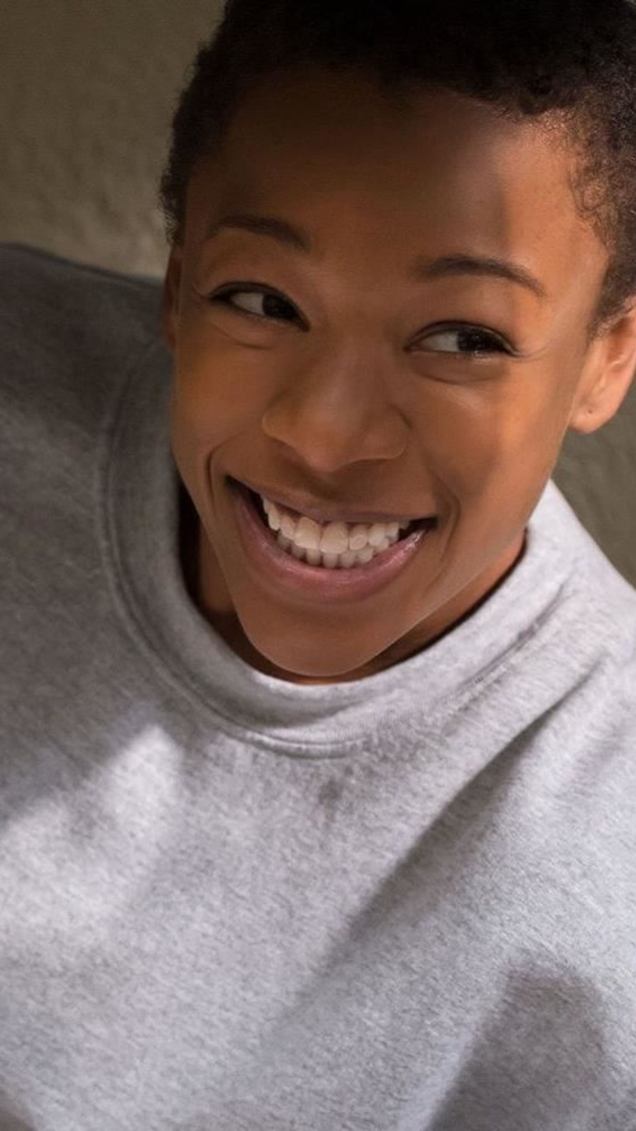 Poussey Washington, Orange Is the New Black Wallpaper, 2160x3840 4K Phone