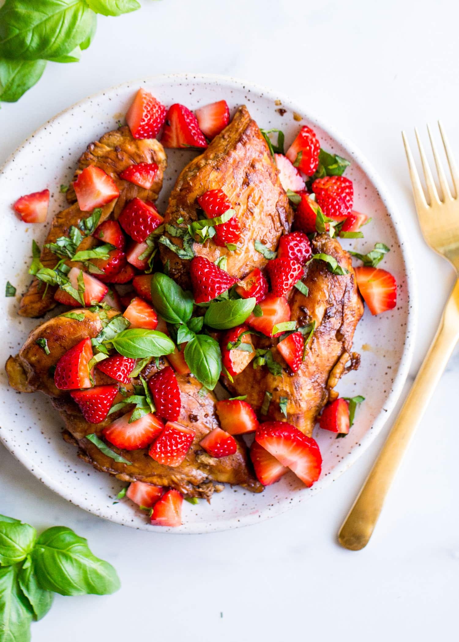 Strawberry, Basil chicken, Wholesomelicious, Food, 1500x2100 HD Phone