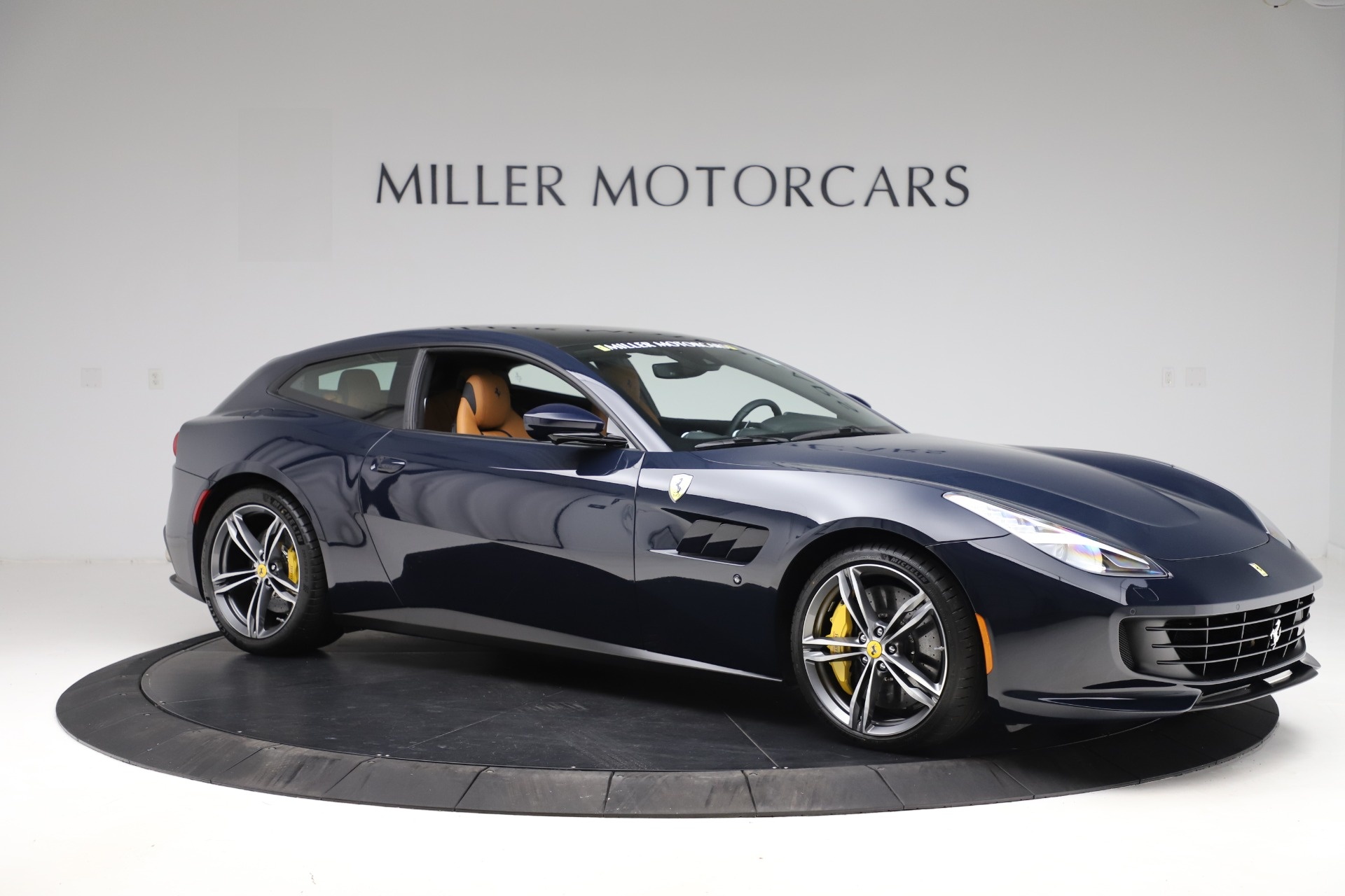 Ferrari GTC4 Lusso, Pre-owned model, Impeccable condition, Exclusive offer, 1920x1280 HD Desktop