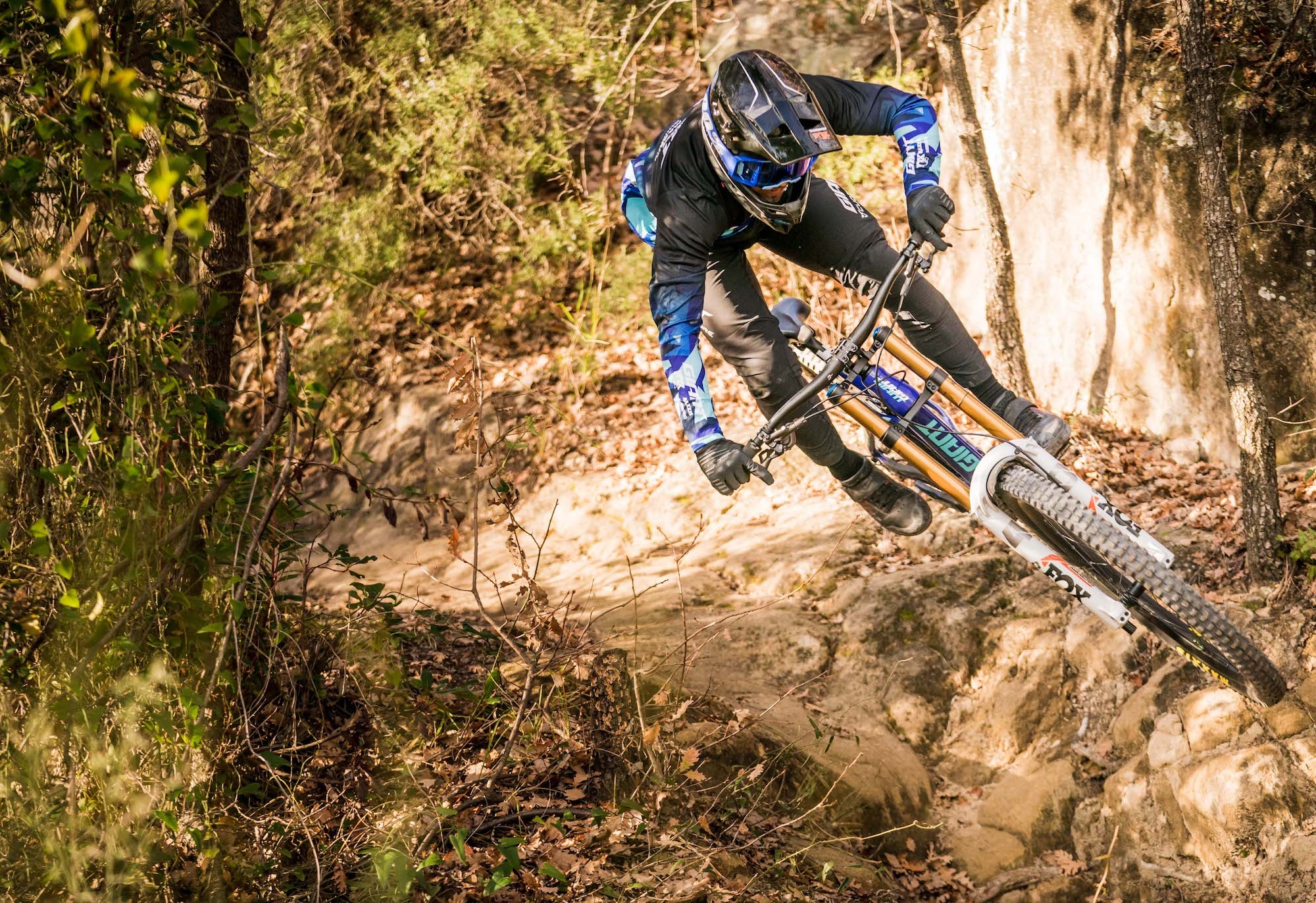 Pro Bikes, Off-road domination, Giant Factory Team, New talent, 2000x1380 HD Desktop