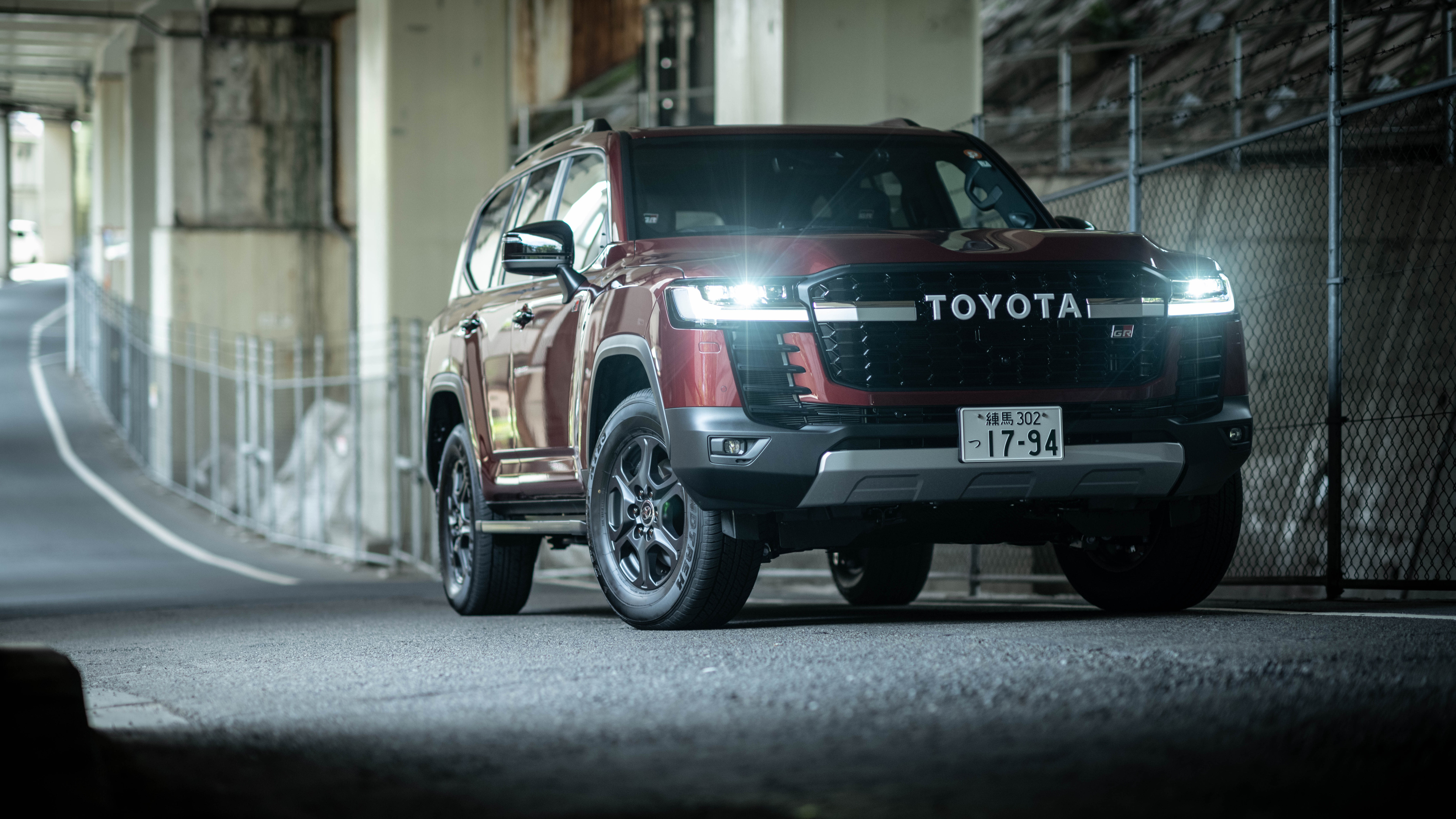 300 GR Sport, Toyota Land Cruiser Wallpaper, 3840x2160 4K Desktop