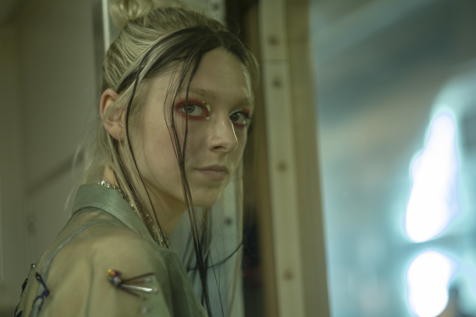 Euphoria (TV series), Hunter Schafer, Stunning visuals, Powerful performance, 1920x1280 HD Desktop