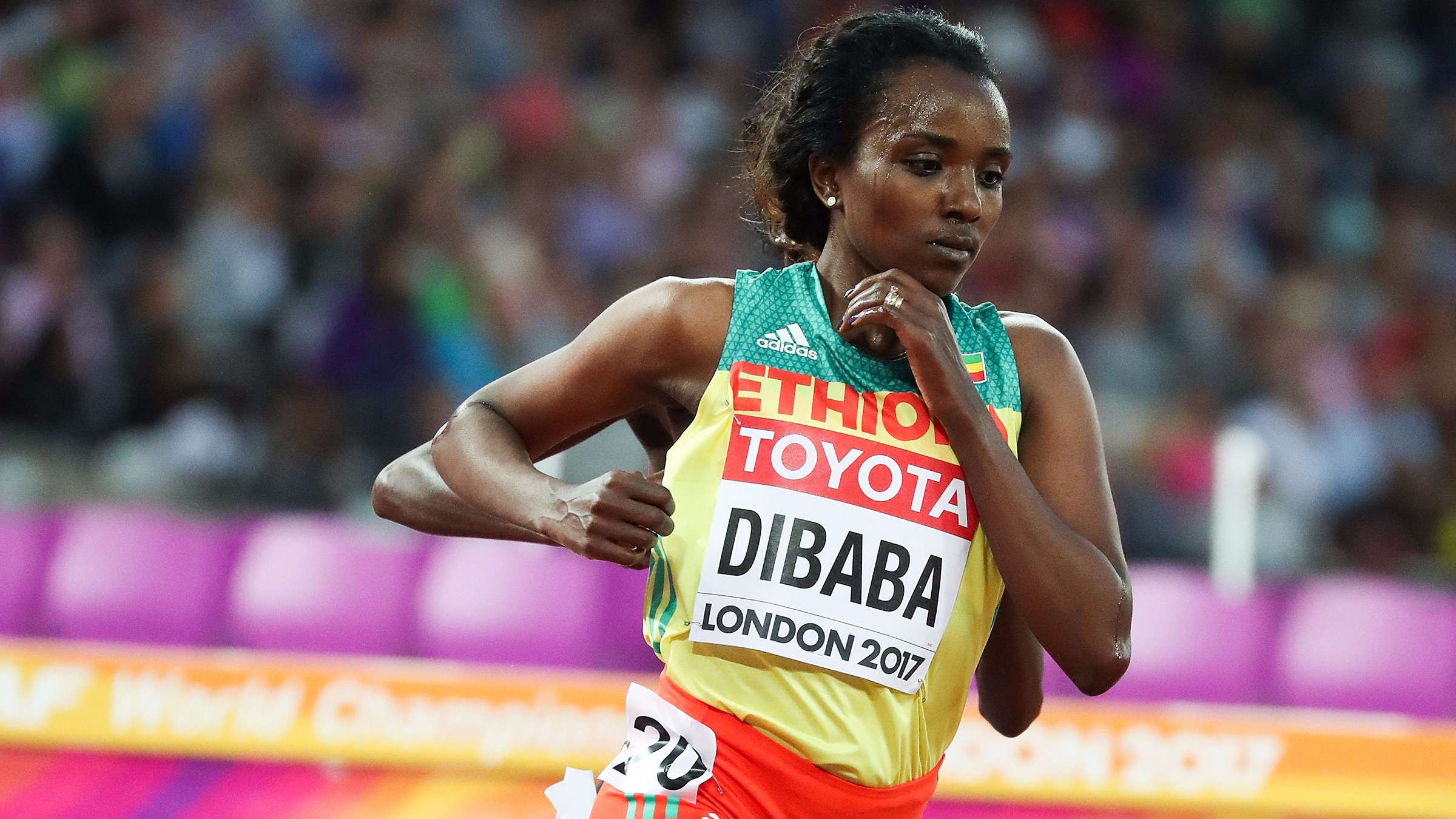 London 2017, Tirunesh Dibaba Wallpaper, 2400x1350 HD Desktop