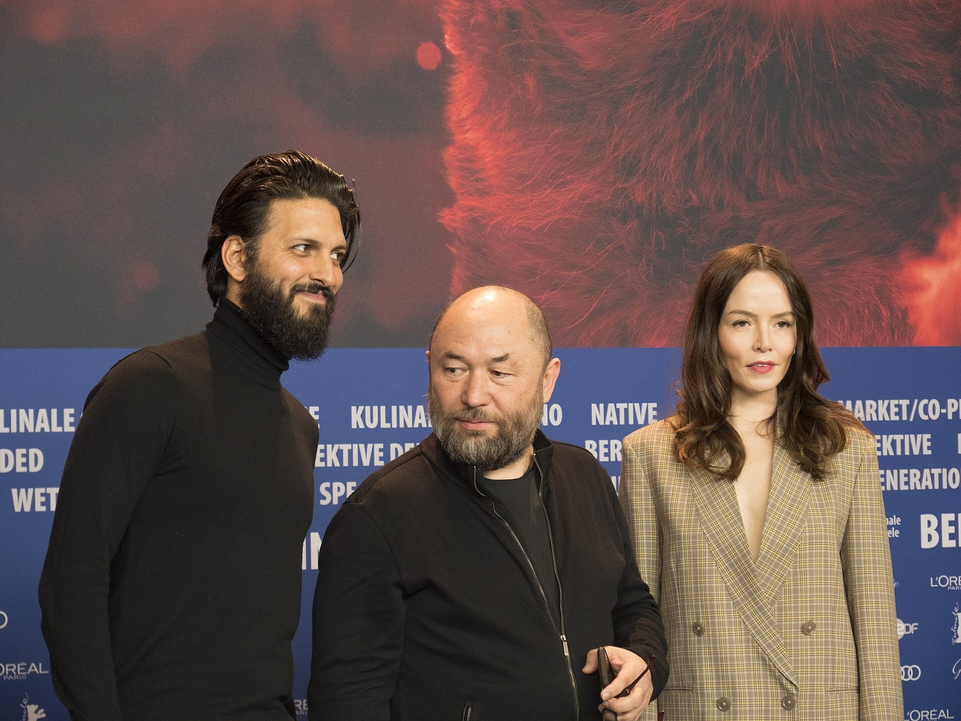 Valene Kane interview, Shazad Latif interview, Timur Bekmambetov interview, In-depth conversations, 1920x1440 HD Desktop