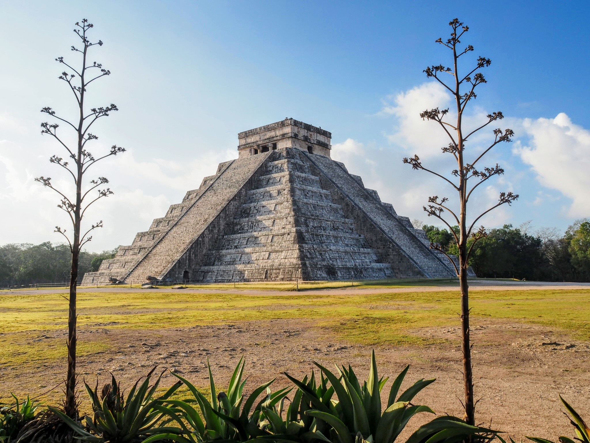 Chichen Itza, Long haul trips, Lili of the world, 2050x1540 HD Desktop
