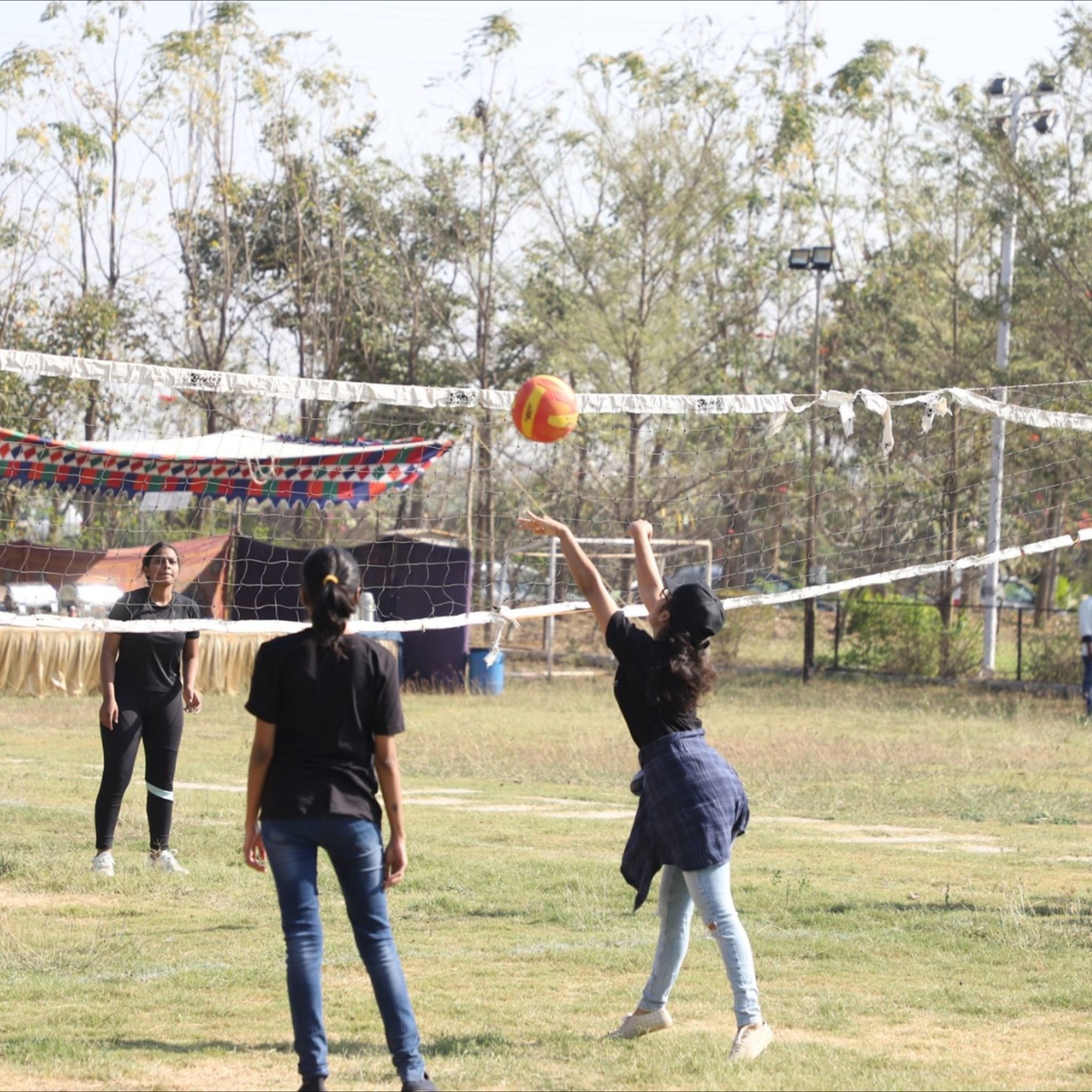 Throwball, Sports arena, Badminton court, Team sports, 2050x2050 HD Phone