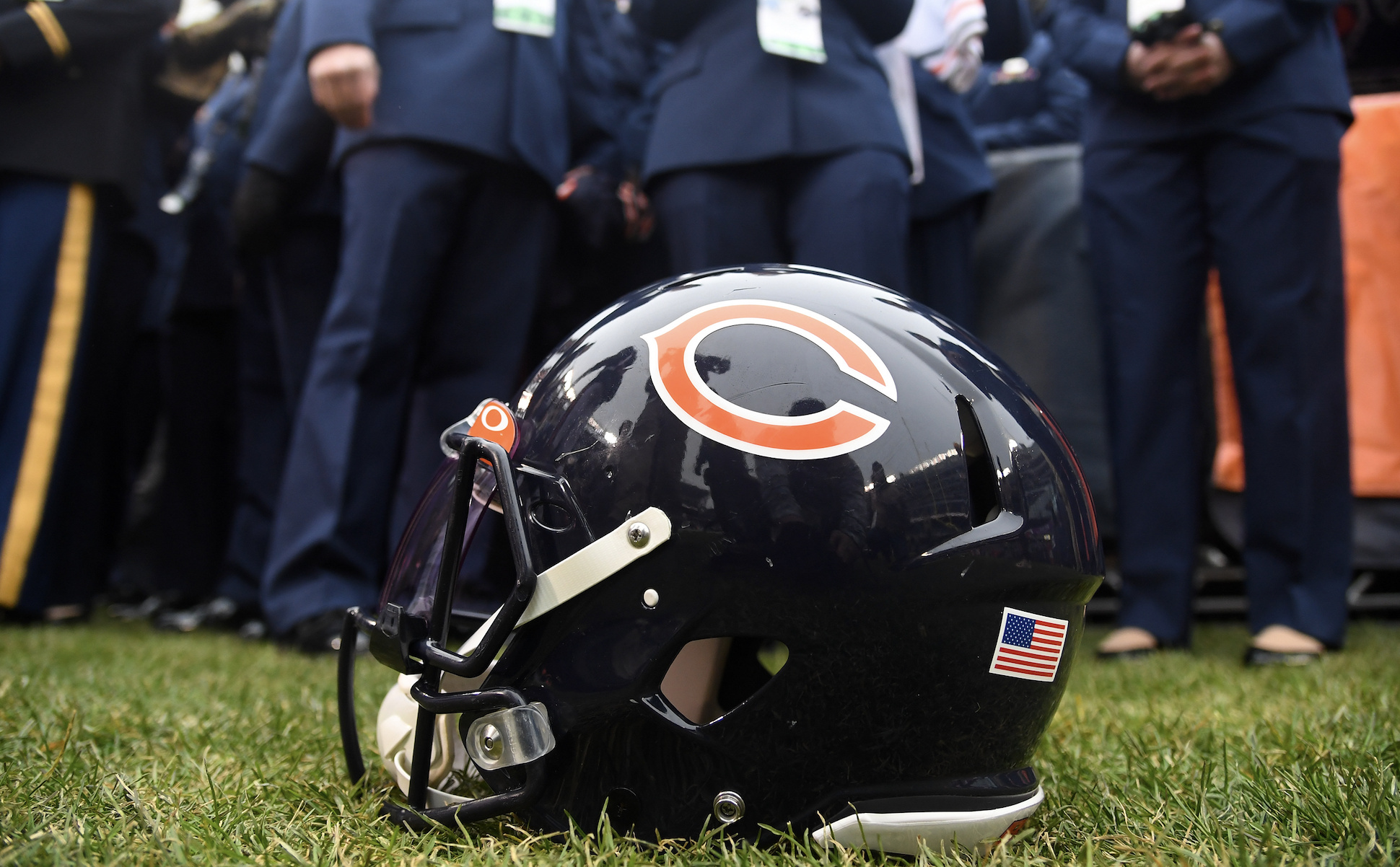 Helmet, Chicago Bears Wallpaper, 1940x1210 HD Desktop