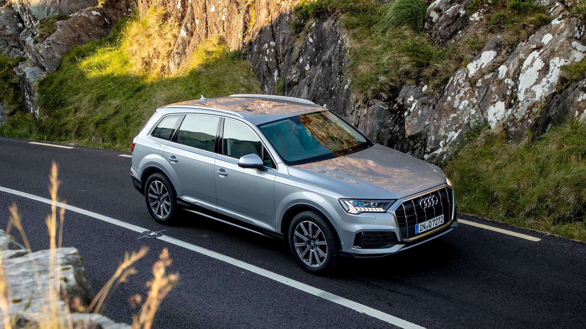 Audi Q7, 2019 facelift, Test drive review, Futuristic enhancements, 1920x1080 Full HD Desktop