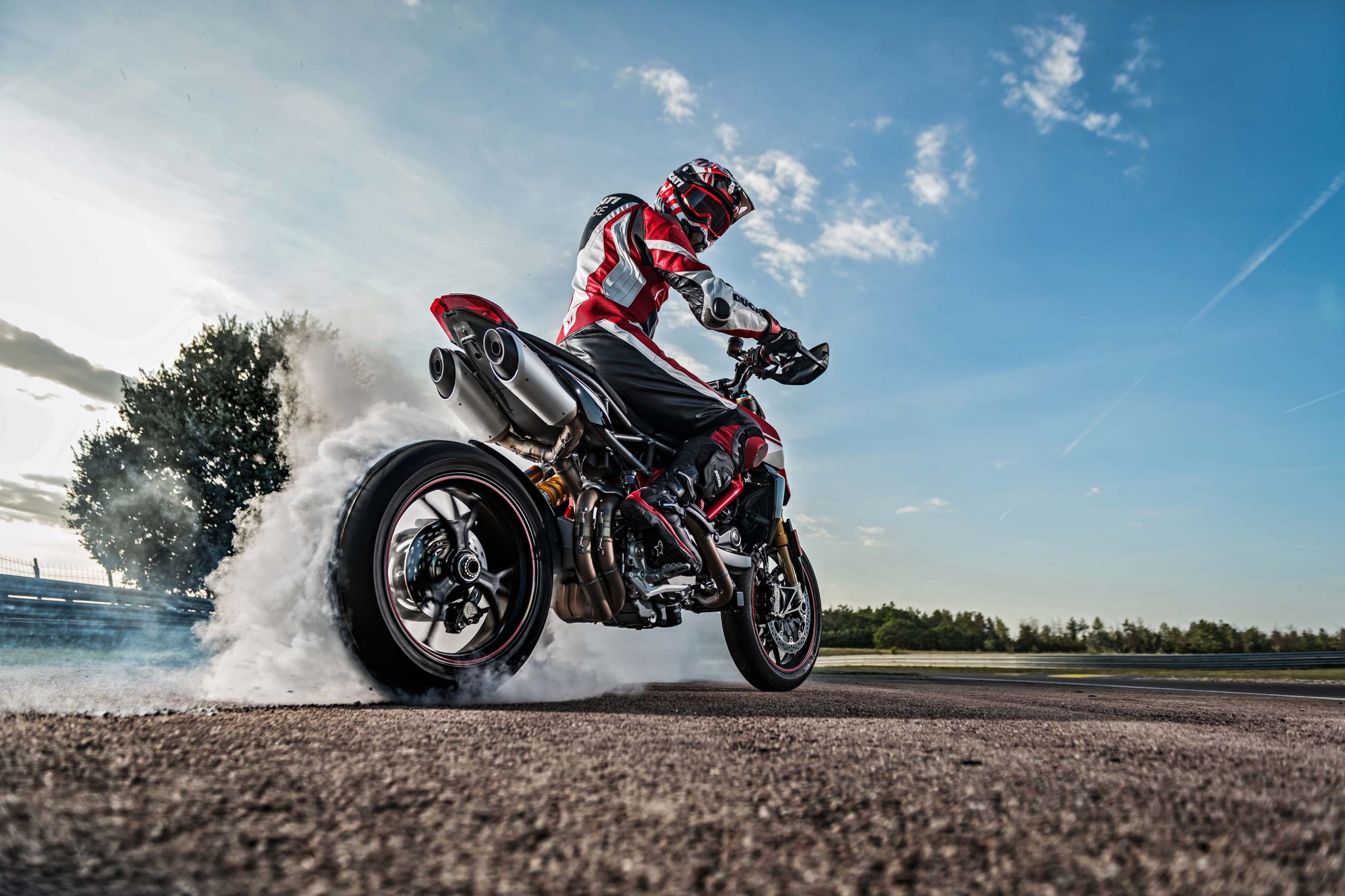 Burnout, Ducati Hypermotard 950 Wallpaper, 2560x1710 HD Desktop