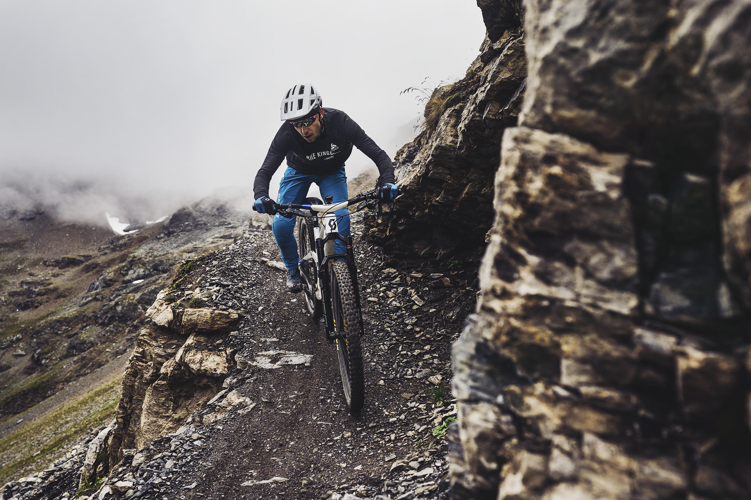 Nino Schurter, Bike kingdom ambassador, New ambassador, Bike kingdom, 2500x1670 HD Desktop