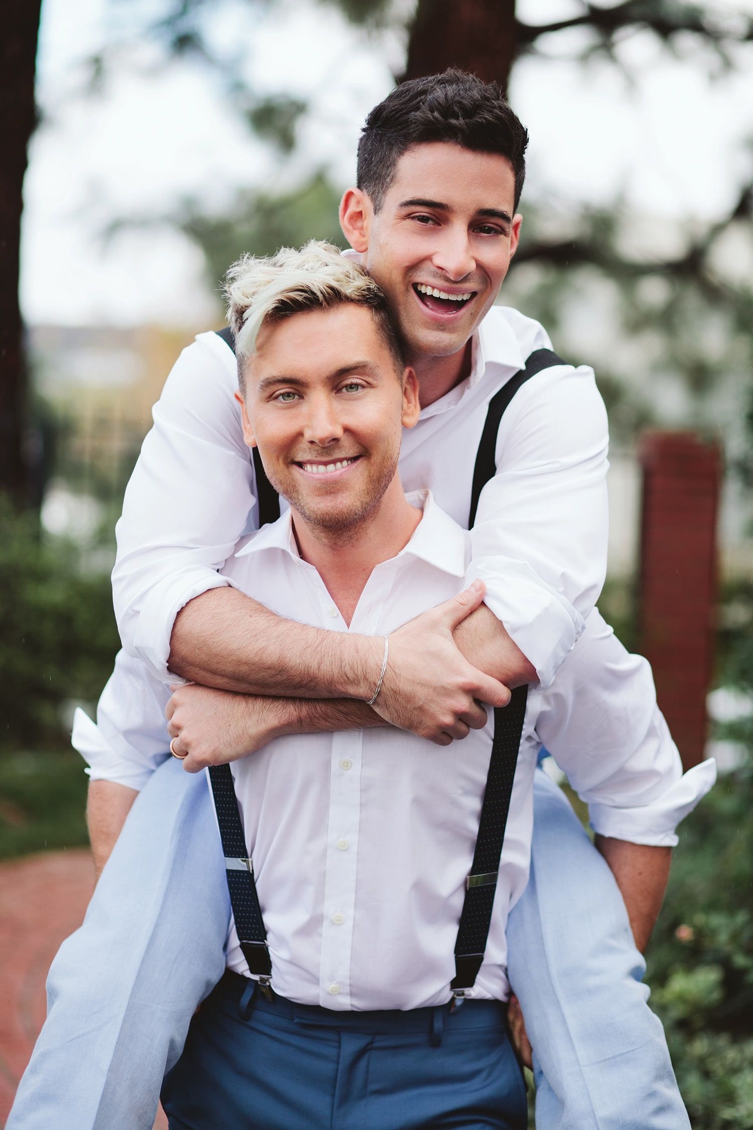 Lance Bass, NSYNC, Twins, Loving family, 1500x2250 HD Phone