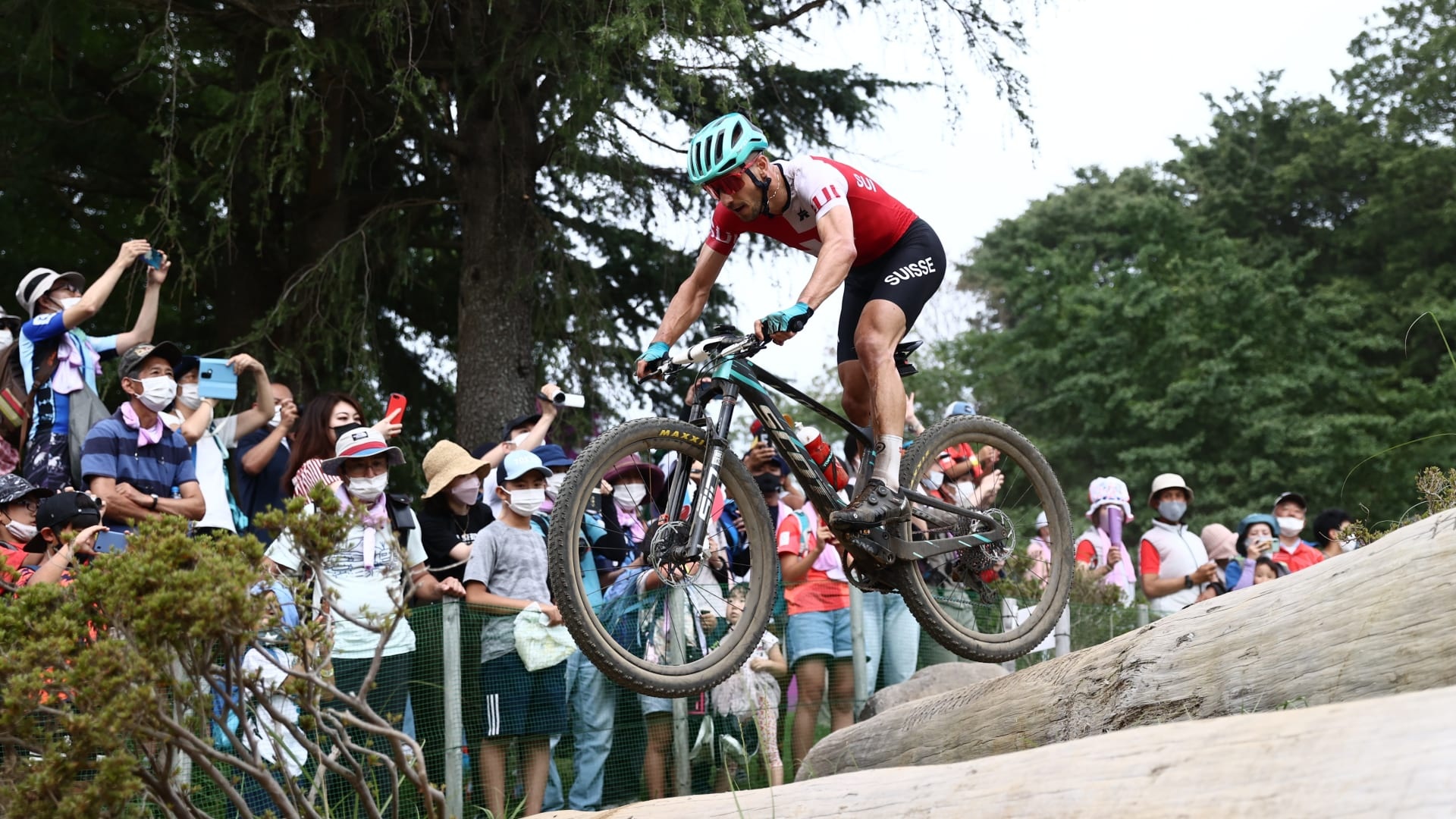 Nino Schurter's 9th world title, Evie Richards' debut, 1920x1080 Full HD Desktop