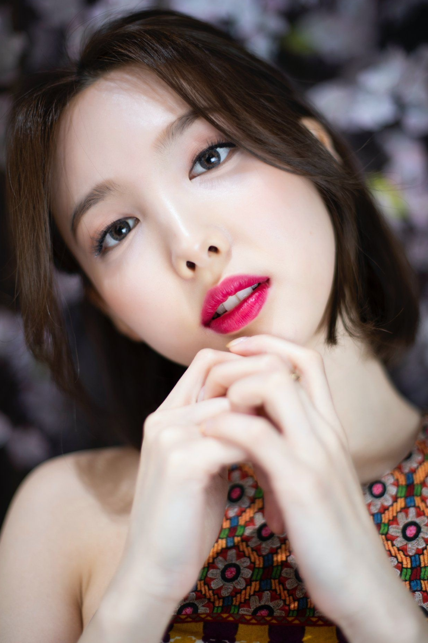 Nayeon, TWICE member, Misa Aca Tip, Drama, 1370x2050 HD Phone