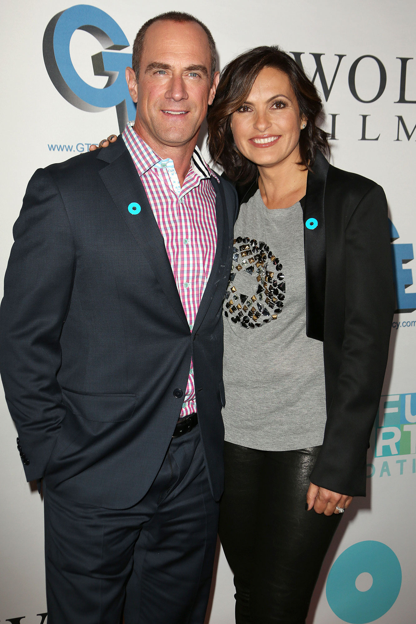 Mariska Hargitay, Christopher Meloni, Law & Order: SVU, Reunion, 1340x2000 HD Phone