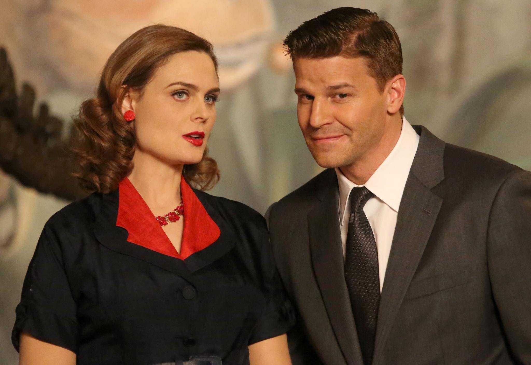 Bones cast photo, Emily Deschanel, 2050x1410 HD Desktop